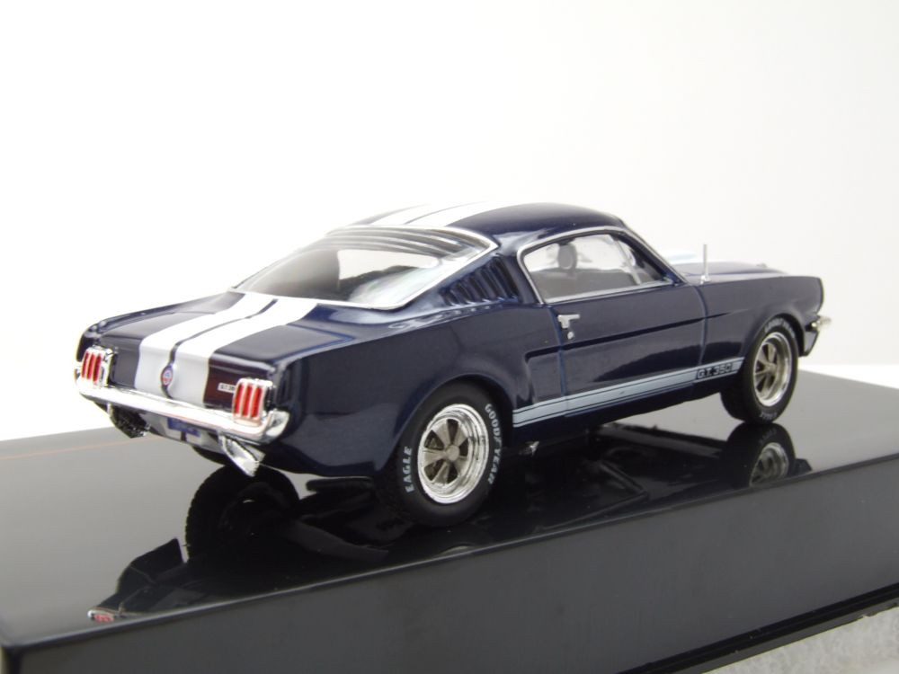 ixo Models Modellauto Ford Shelby Mustang GT 350 1965 dunkelblau weiß, Maßstab 1:43