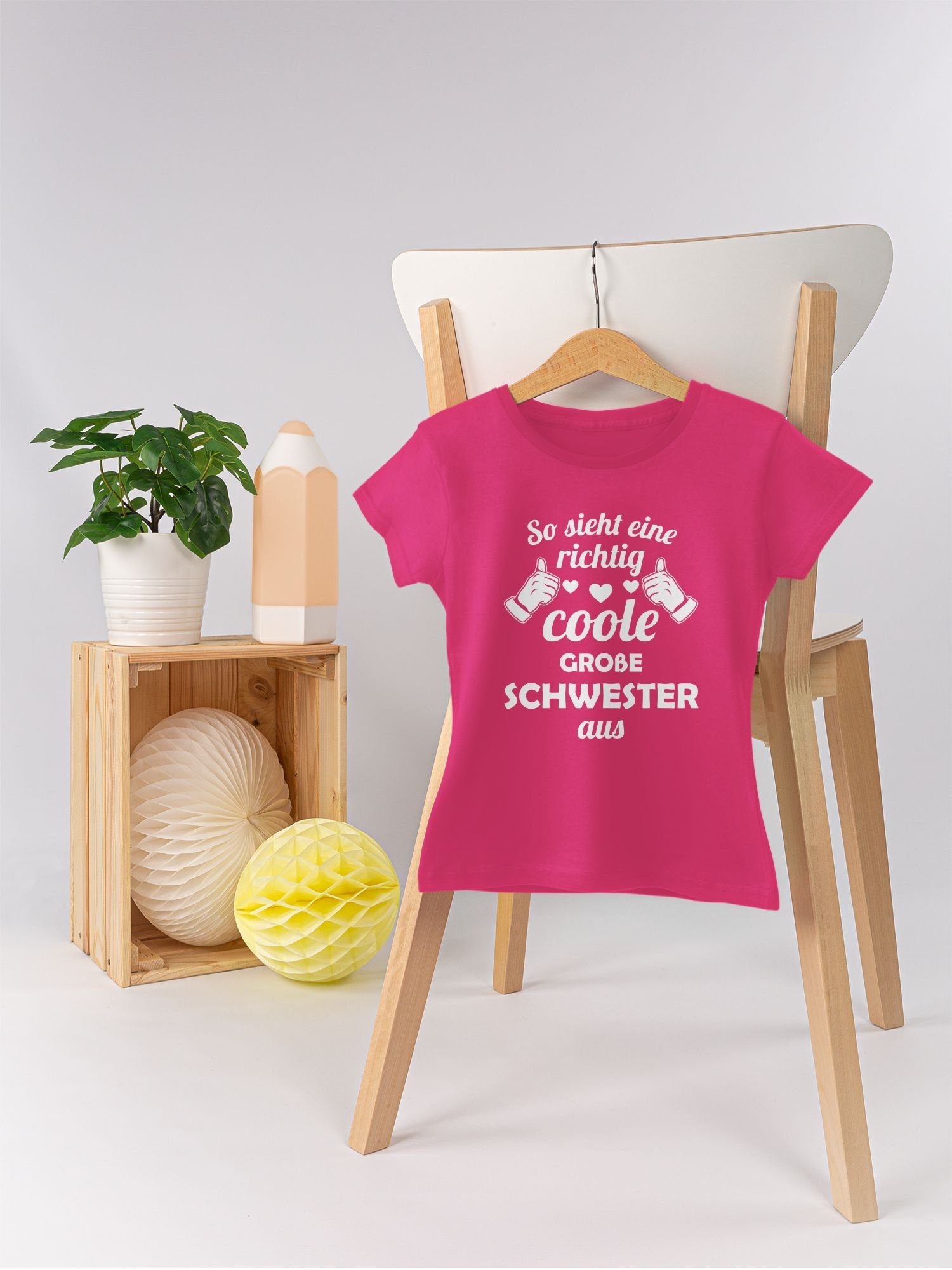 Shirtracer T-Shirt So sieht eine richtig coole große Schwester aus Große Schwester
