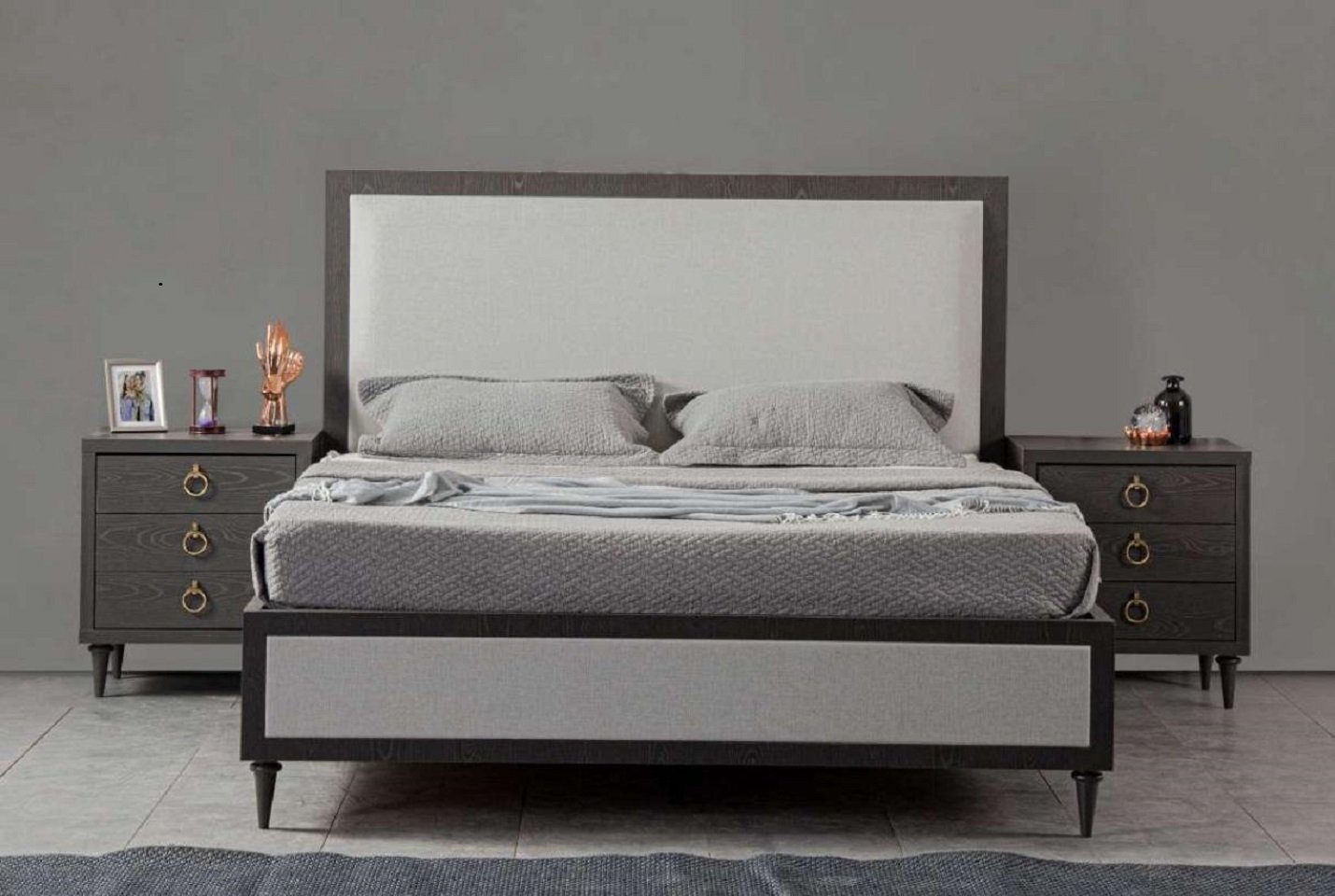 Kleiderschrank + Modern Schminktisch), + Neu, Nachttische Nachttische Europe Bett + Made Schlafzimmer-Set Luxus 2x Set 2x Schminktisch (5-St., in Schlafzimmer JVmoebel Bett