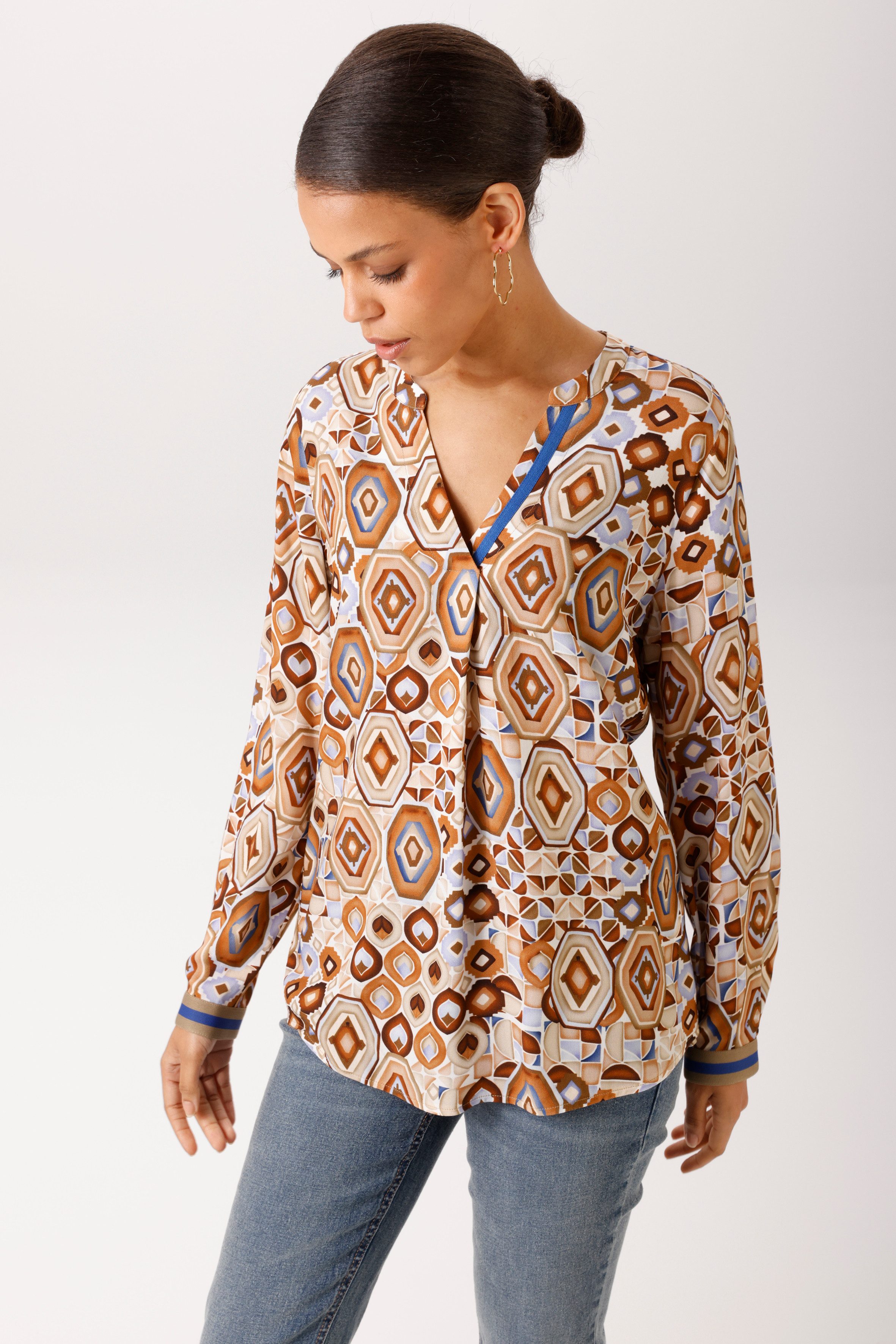 Aniston CASUAL Schlupfbluse mit farbharmonischem Retro-Muster - NEUE KOLLEKTION