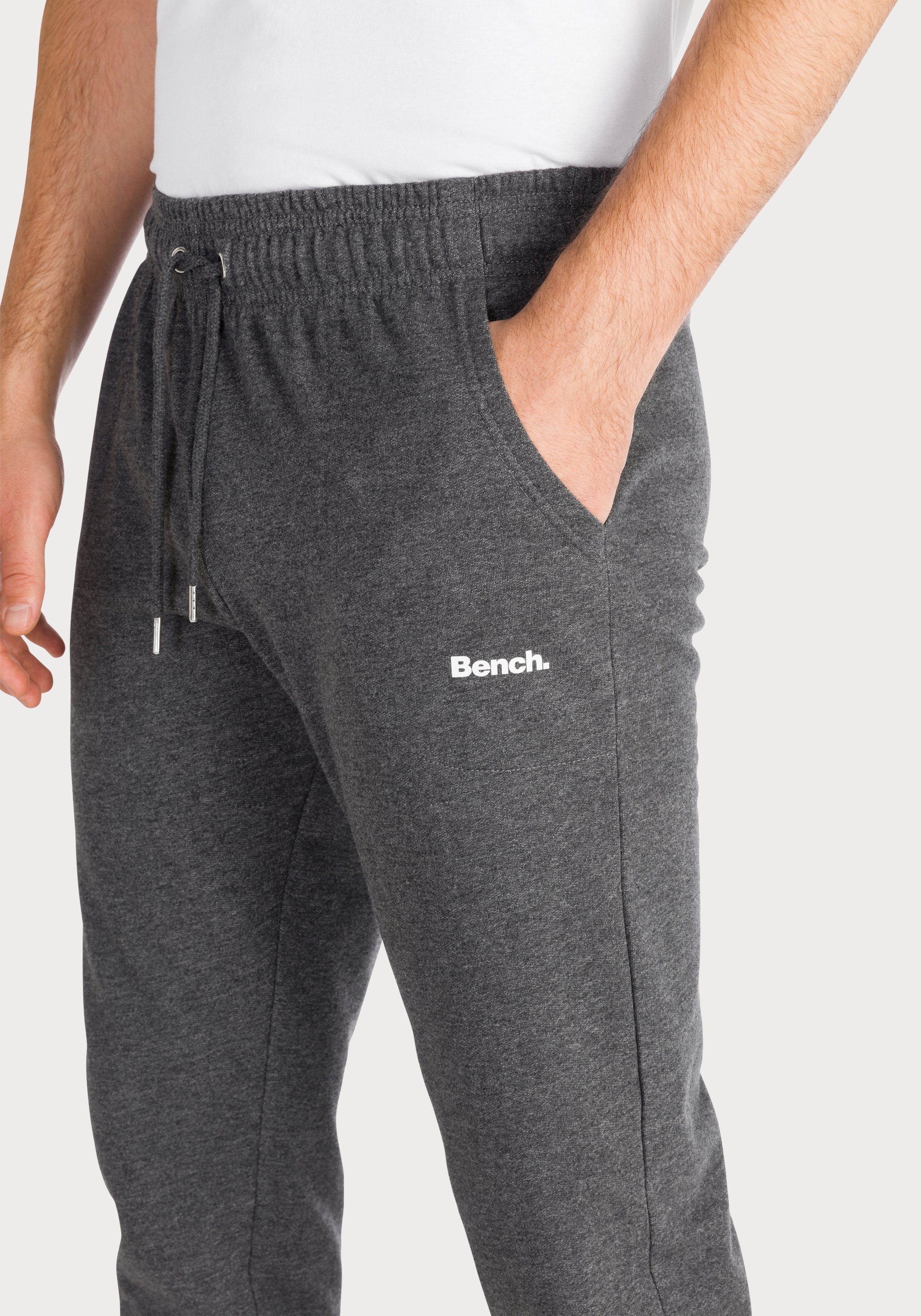 Bench. Loungewear Sweathose mit Logoprint