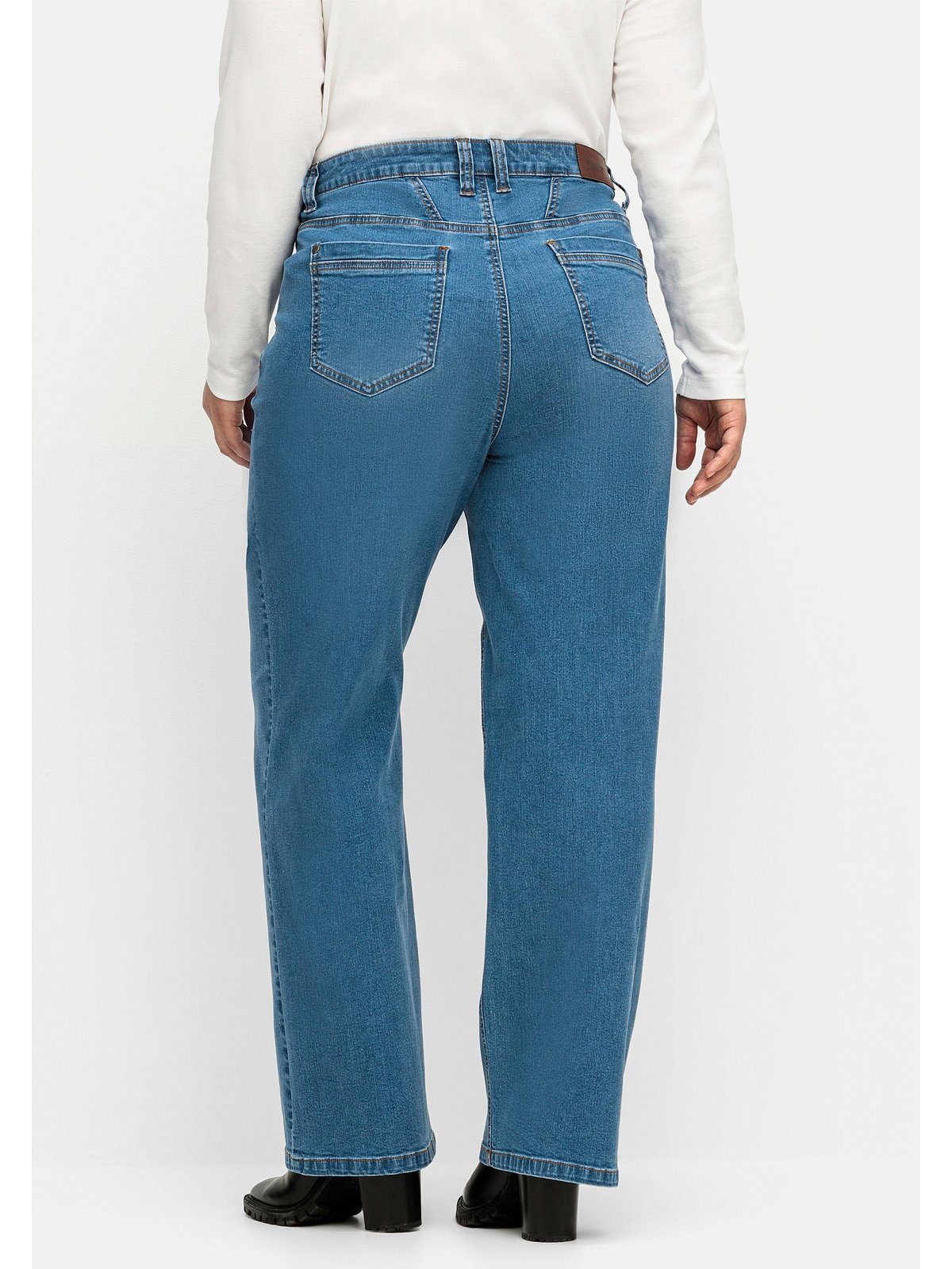 Große Größen Oberschenkel und Denim Weite für Jeans Waden kräftige Sheego blue ELLA