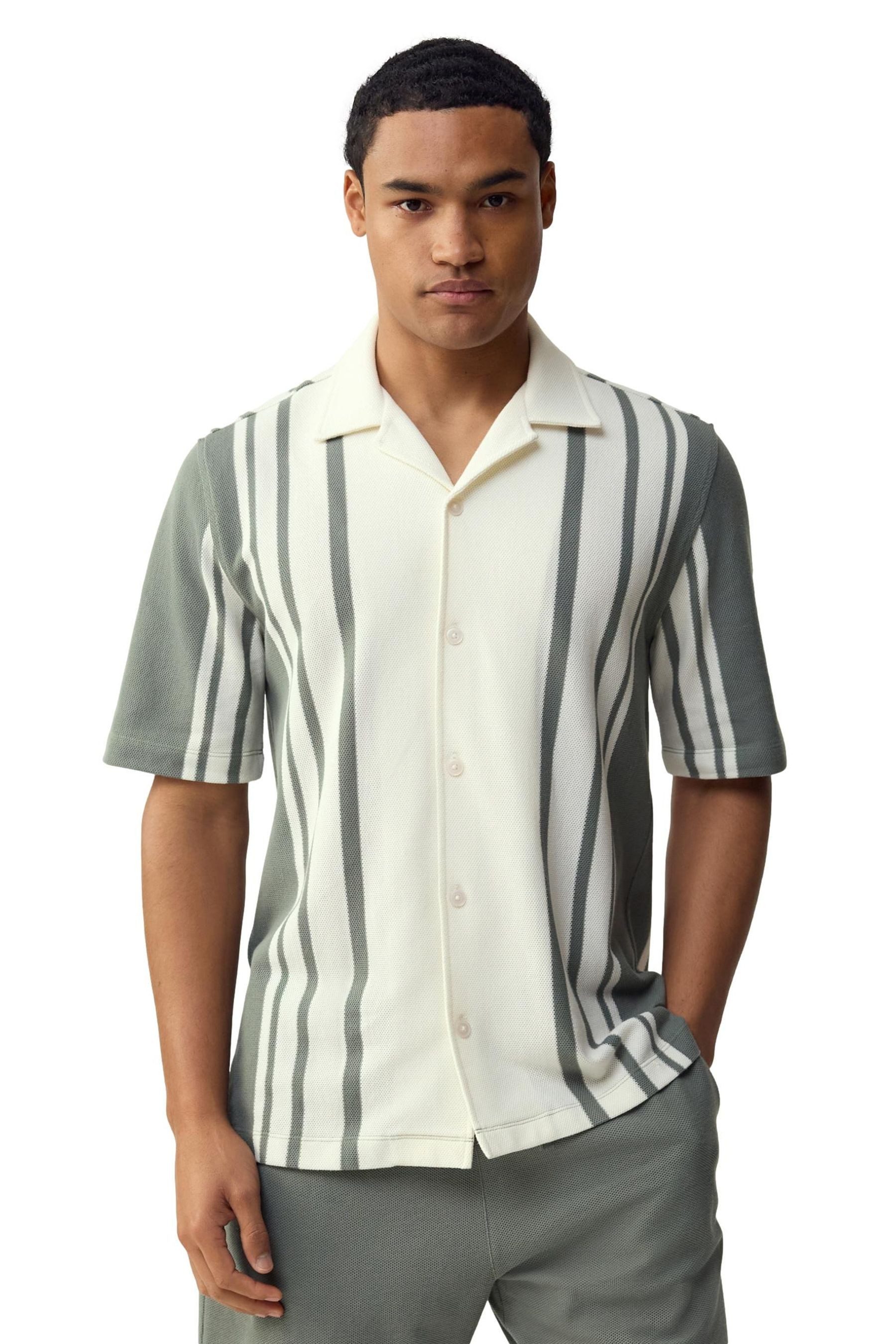 Next Regular Fit Bowling-T-Shirt, vertikale Streifen (1-tlg) günstig online kaufen