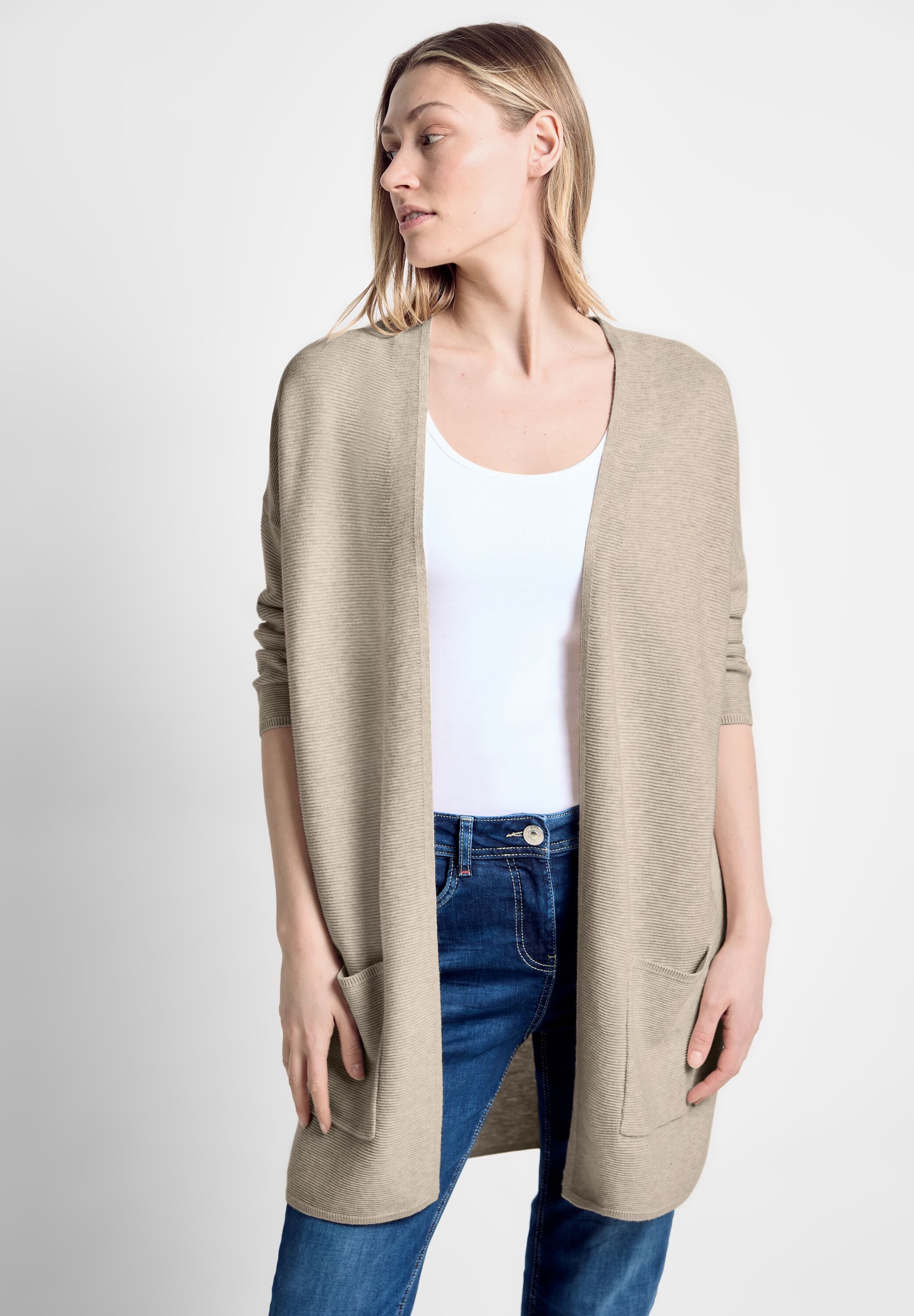 CECIL Strickjacke im soften Baumwoll-Mix. Reduzierter Preis € 41,99. Unverbindliche Preisempfehlung € 49,99