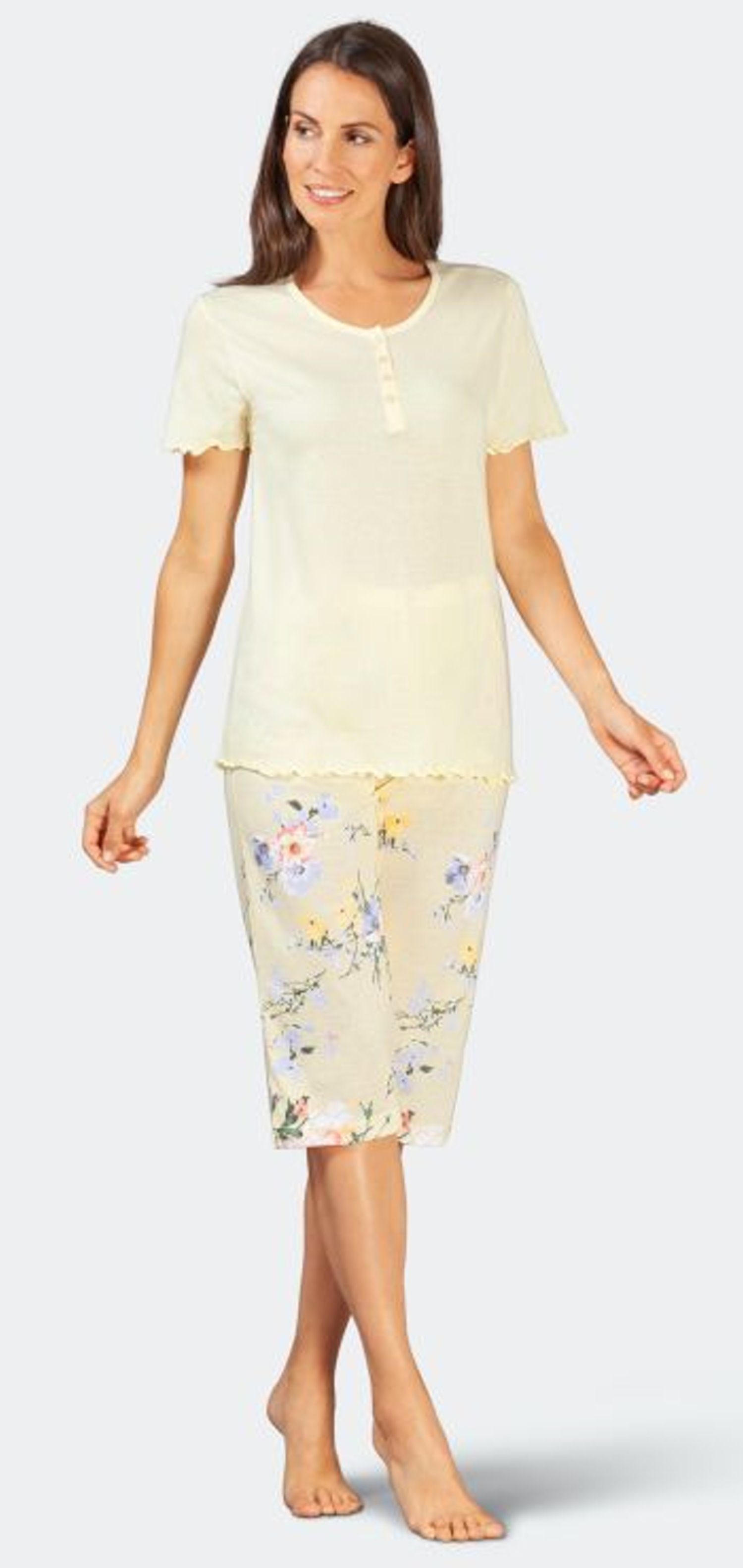 Hajo Schlafanzug Damen Pyjama mit Caprihose (2 tlg) Modisches Design, feine  single Jersey Qualität