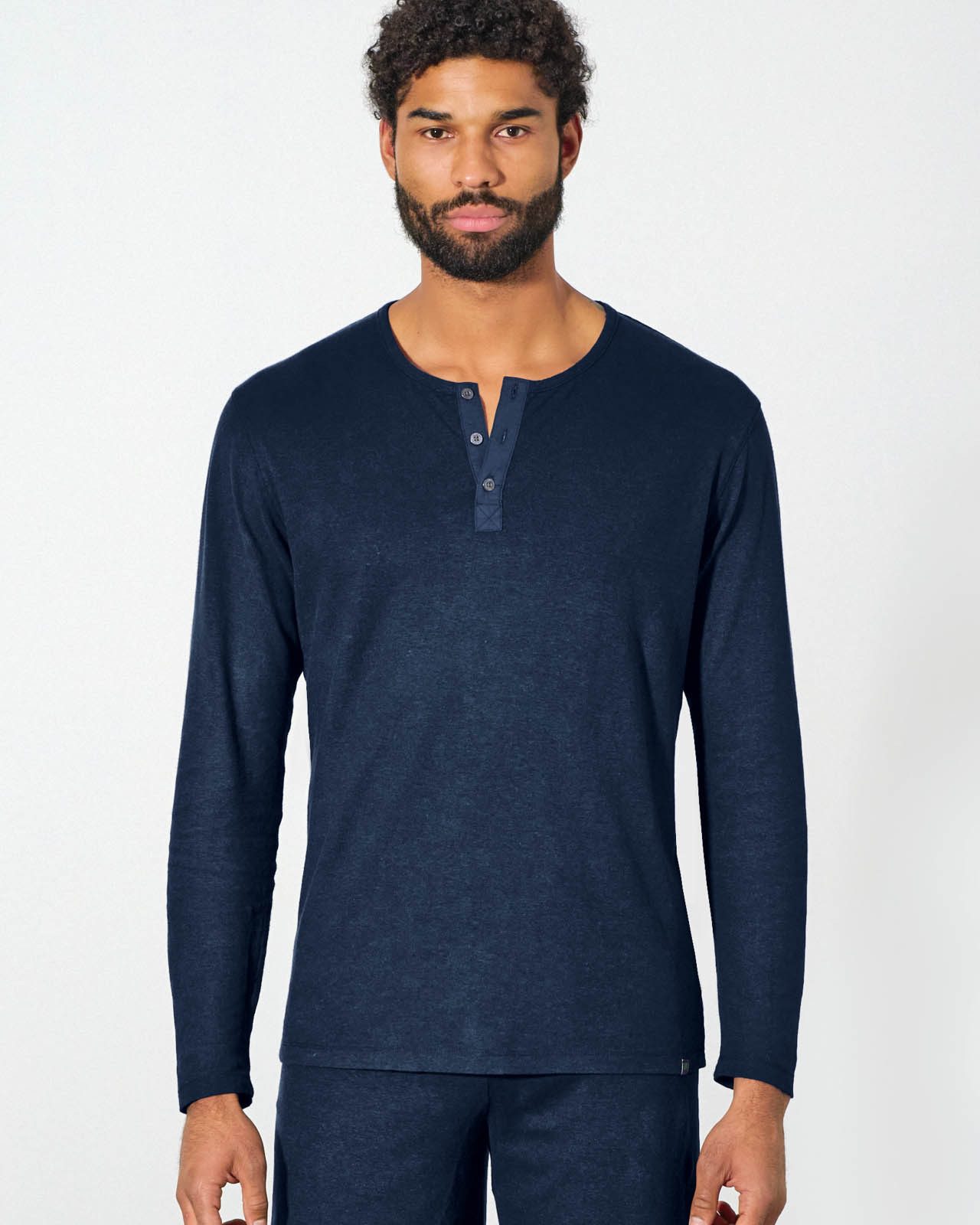 HempAge Henleyshirt Angerautes Langarm-Henley Hanf/Biobaumwolle Normal Fit