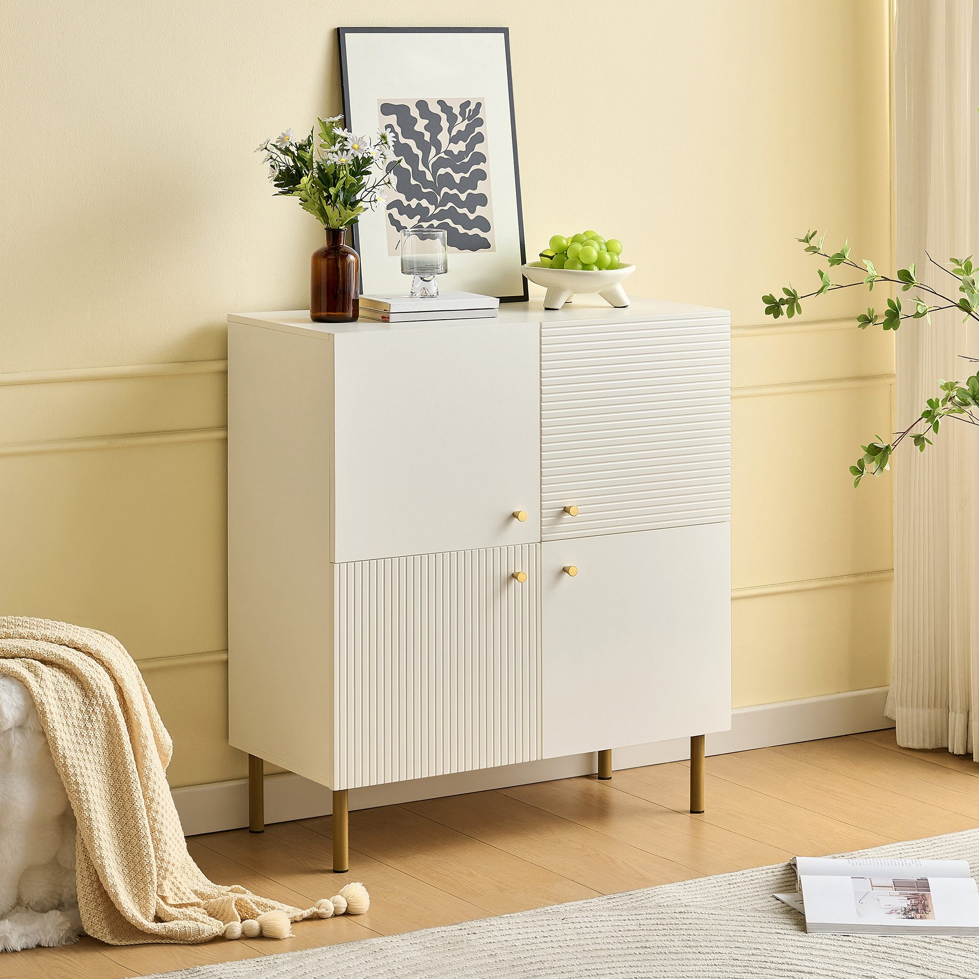 Refined Living Sideboard Aufbewahrungsschrank mit 4 Türen, Kommode, Wohnzimmerschrank (80 L × 36 B × 90 H cm, Modernes weißes Sideboard aus MDF mit Metallbeinen – Bild 4 von 5
