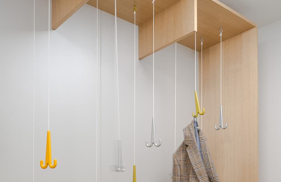 Jürgen Schwerter Hakendesign Garderobenhaken JONAS Design Decken-Kleiderhaken, Seil-Aufhängung, Decken-Aufhängung
