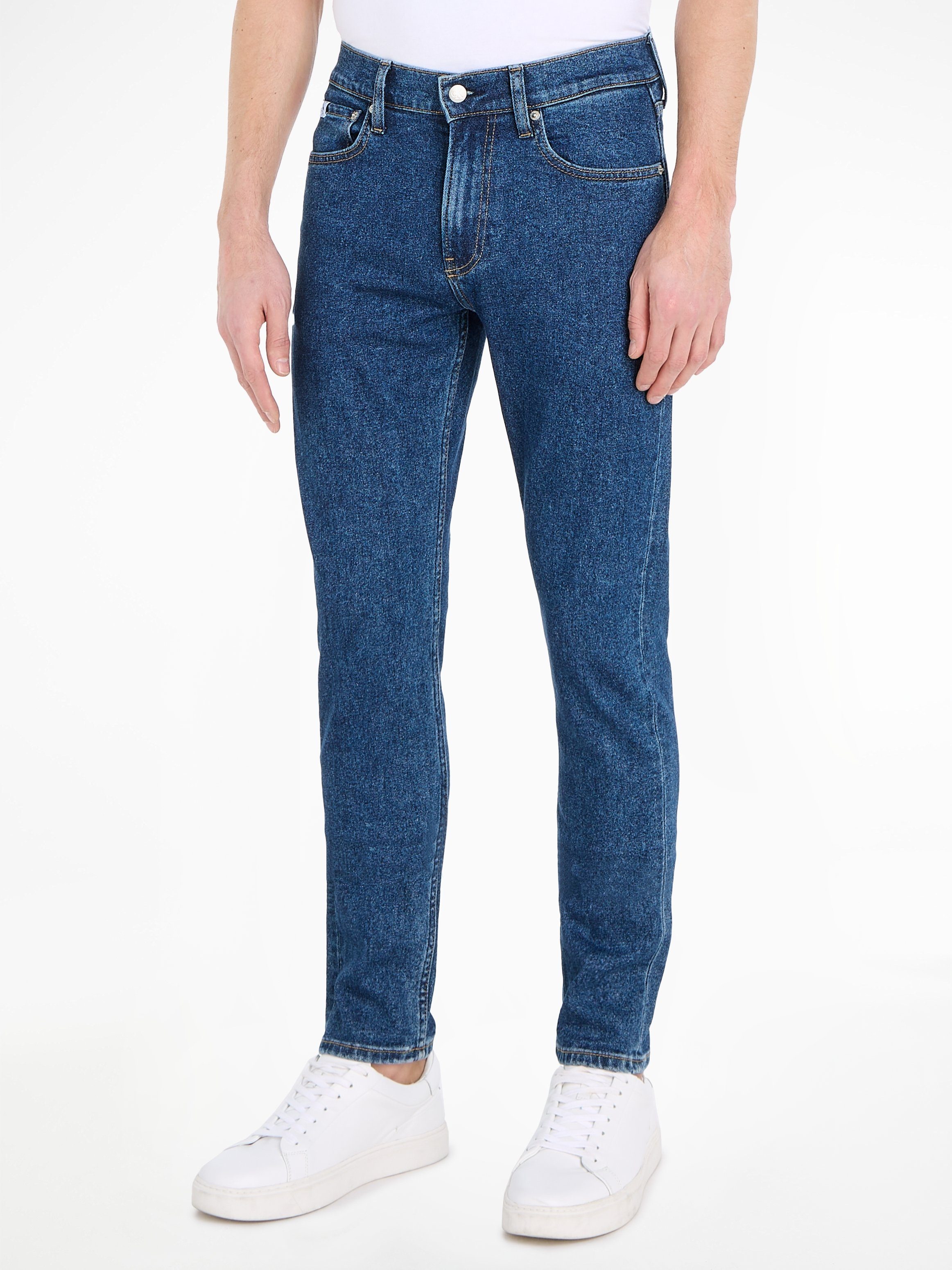 Calvin Klein Jeans Tapered-fit-Jeans SLIM TAPER mit Leder-Badge Medium 1A4