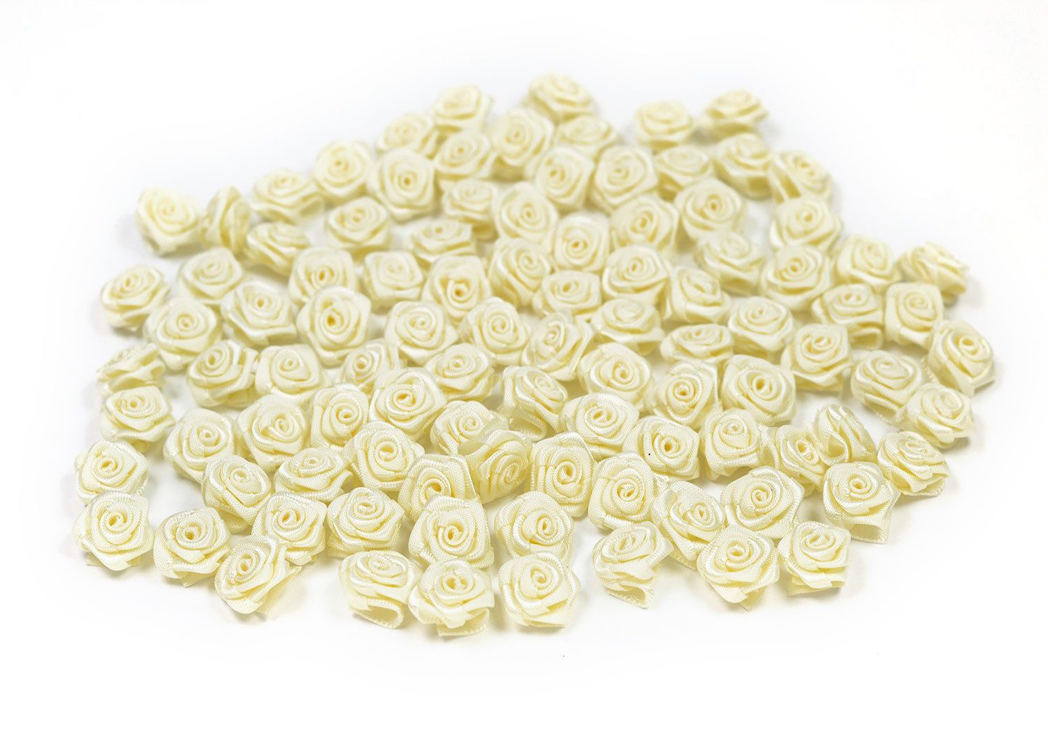 Creativery Streudeko, Satinrosen 15mm zum Basteln & Aufnähen 100 Stück