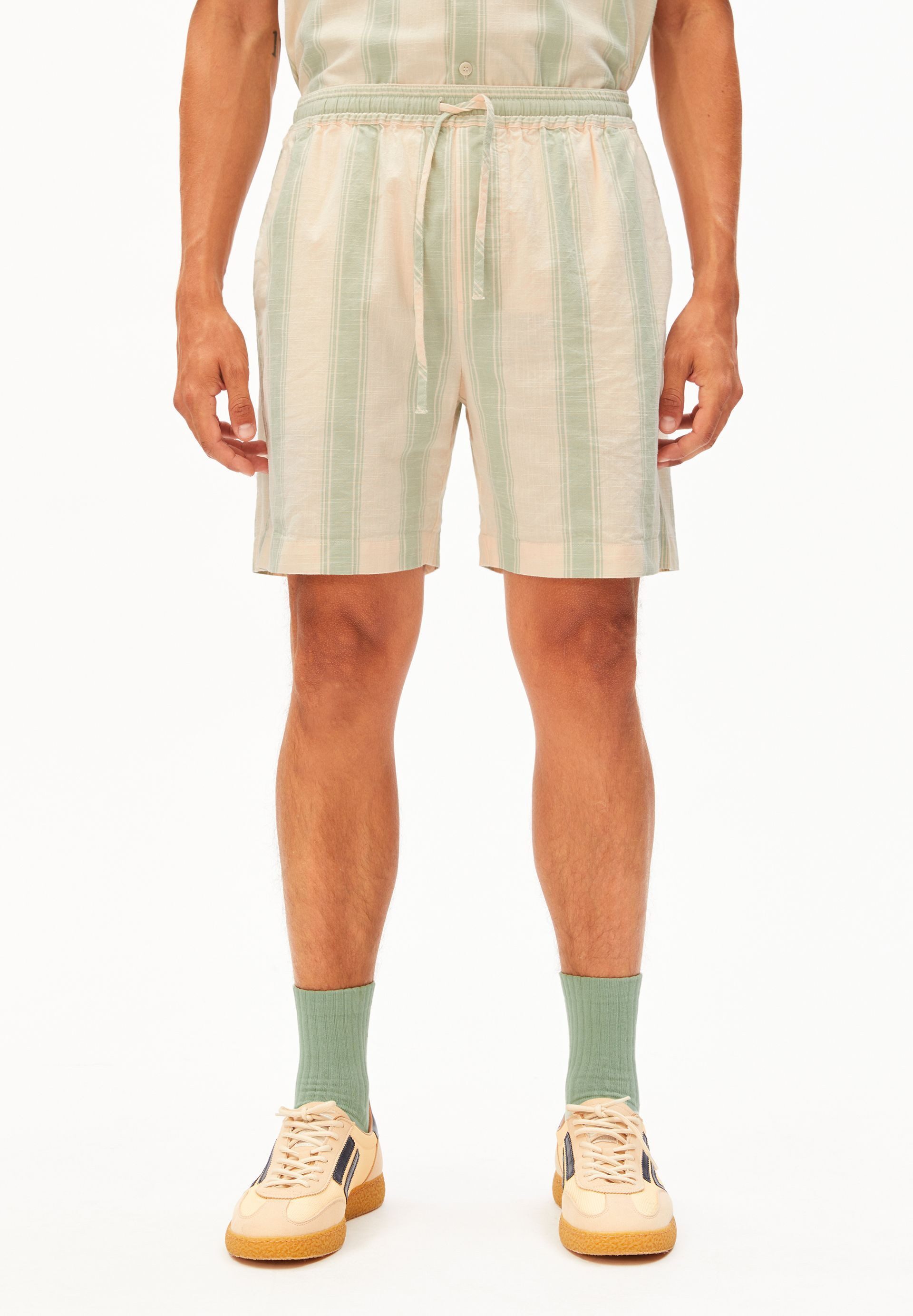 Armedangels Shorts STRIPED Shorts aus 100% Bio-Baumwolle (Regular Fit)