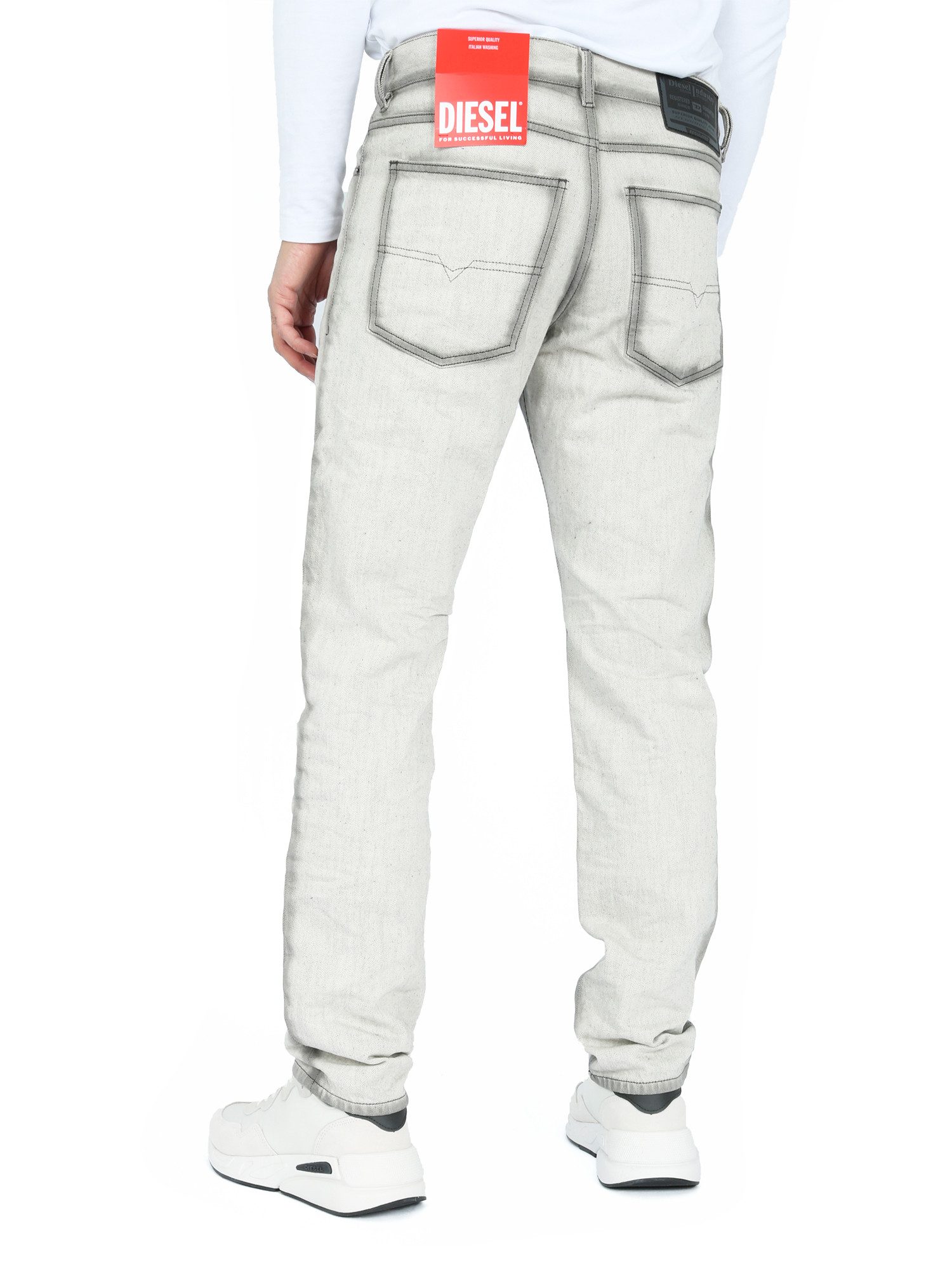 Diesel Slim-fit-Jeans Straight Fit - 1995 D-Sark 09C86 - Länge:32
