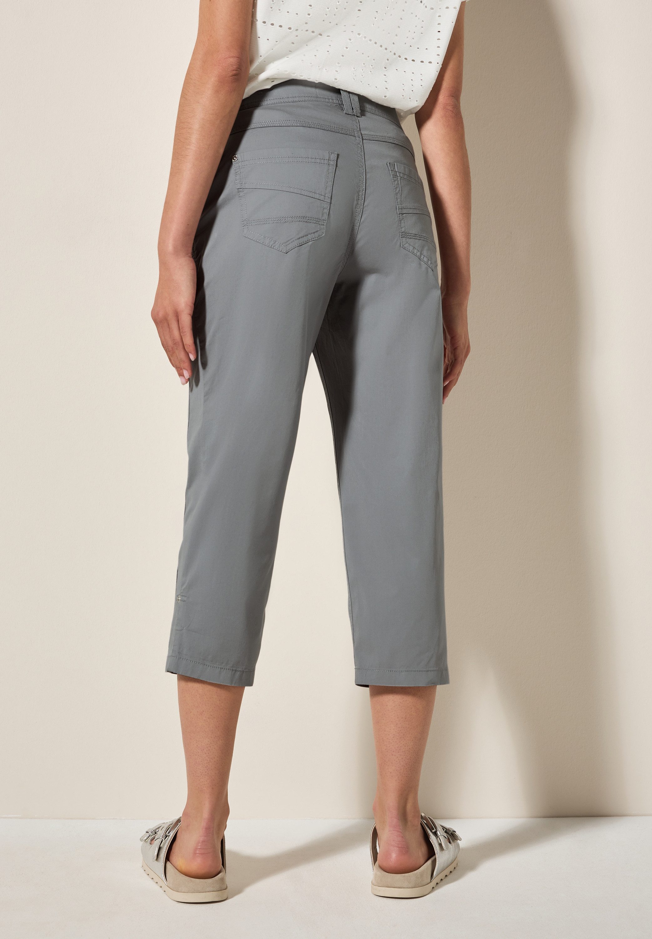 CECIL Caprihose Style New York Sommerhose mit Knopfdetails am Bund günstig online kaufen