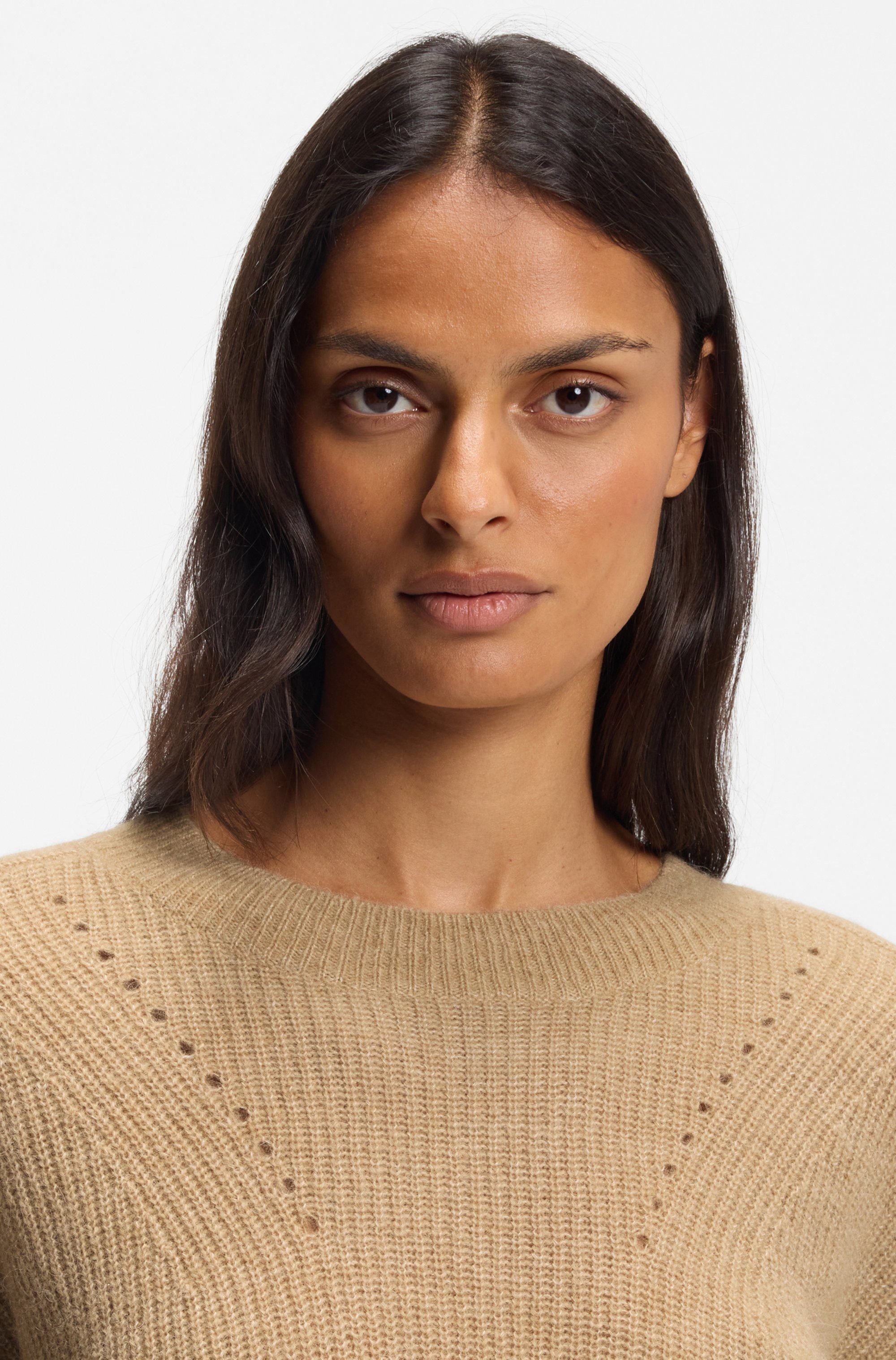 BOSS ORANGE Strickpullover Fenne Premium Damenmode mit Ajourlochmuster