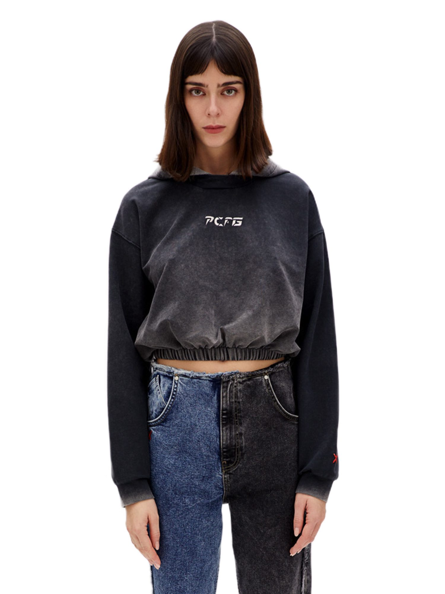 Sweater KURZER HOODIE MIT SÄUREWASCHEN