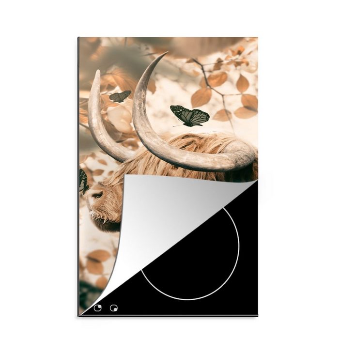 MuchoWow Herdblende-/Abdeckplatte Schottische Highlander - Schmetterlinge - Blätter Vinyl (1 tlg) Küchen Dekoration für Induktionsherd Induktionskochfeld