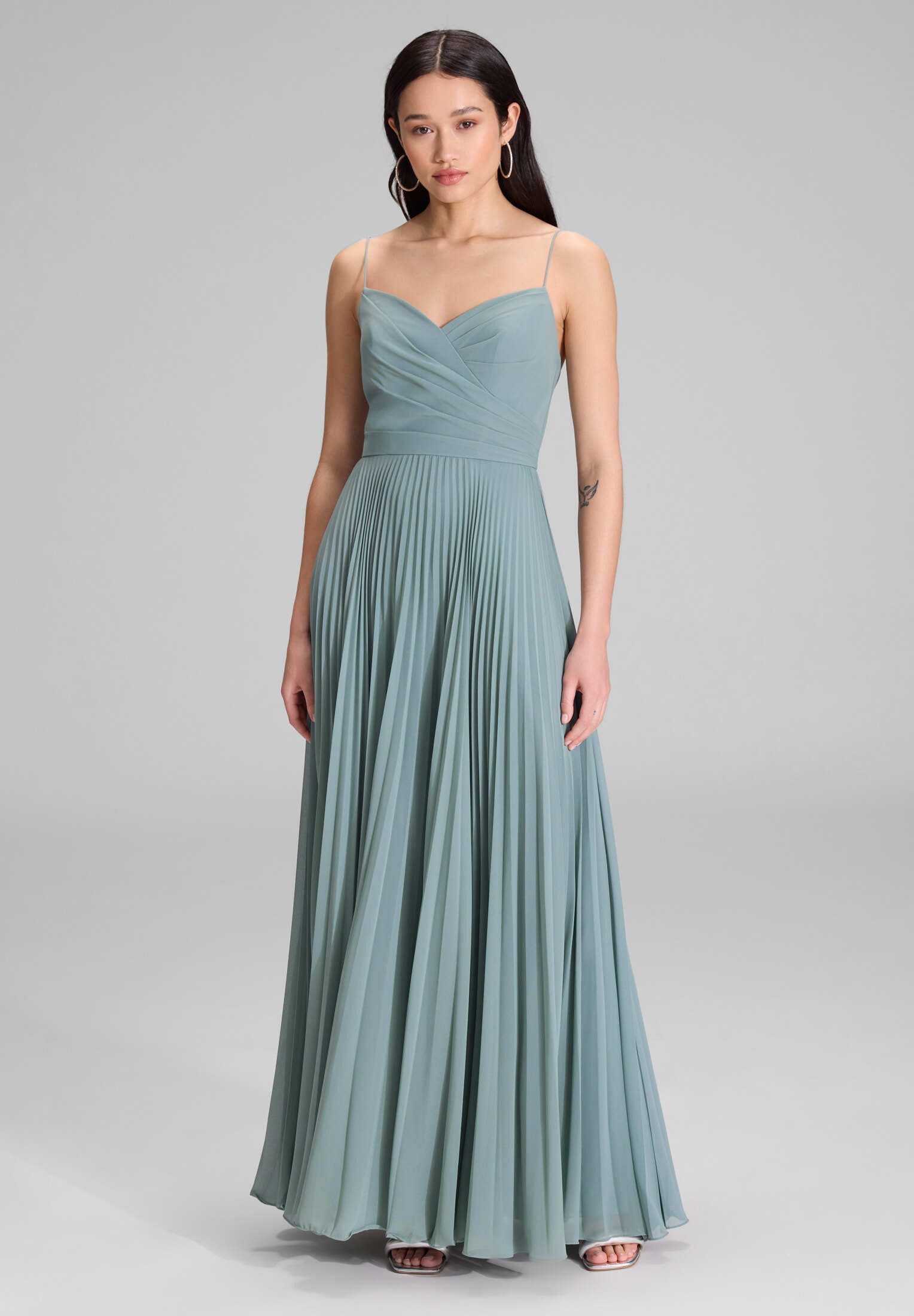 Hey Kyla Abendkleid - Chiffonkleid mit Plisseerock Taillierter Schnitt mit fließendem Rockteil