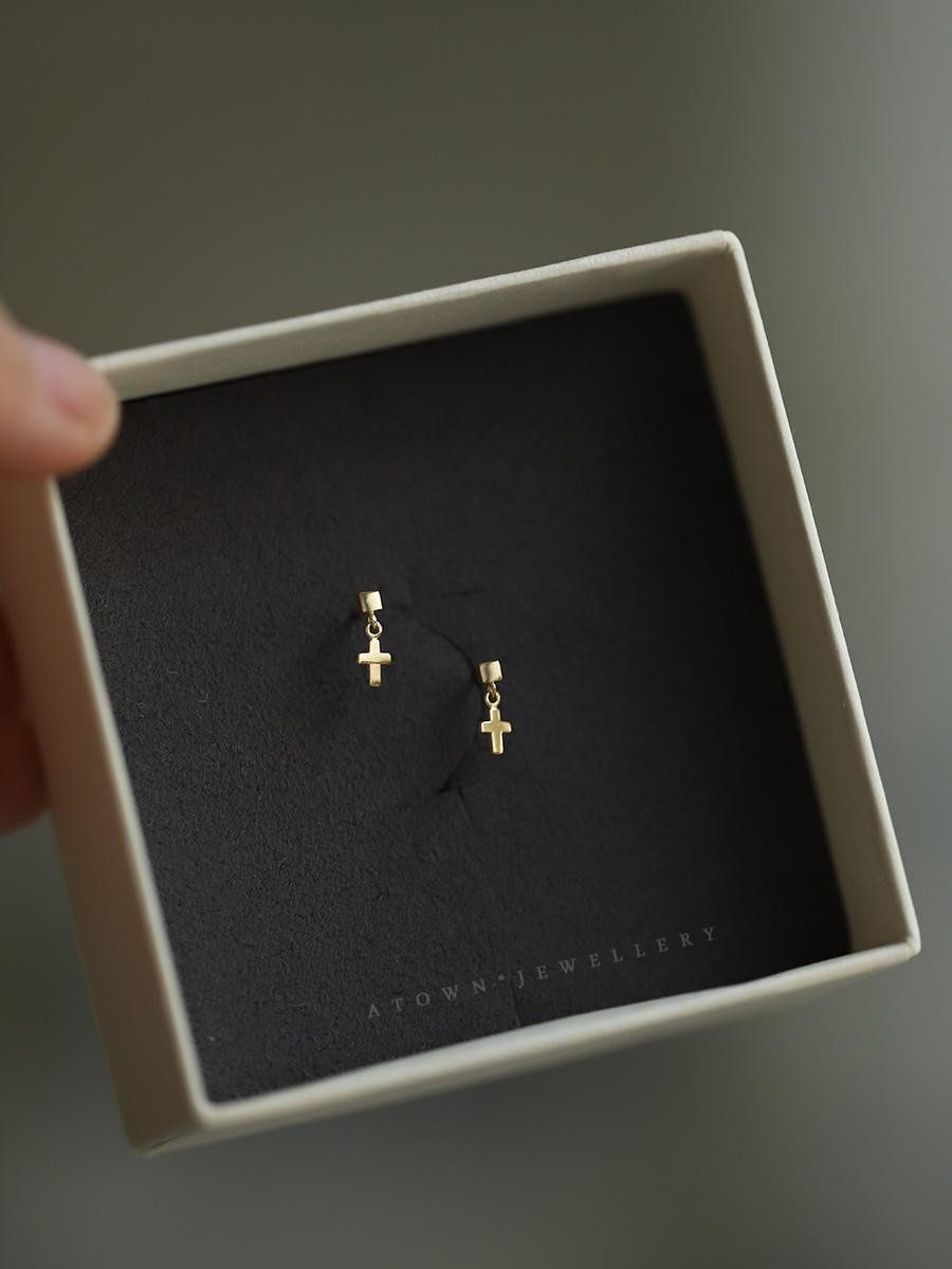 GOLDEN Paar Ohrhänger Kreuzohrringe, Minikreuz, goldenes Kreuz, Sterling Silber, vergoldet