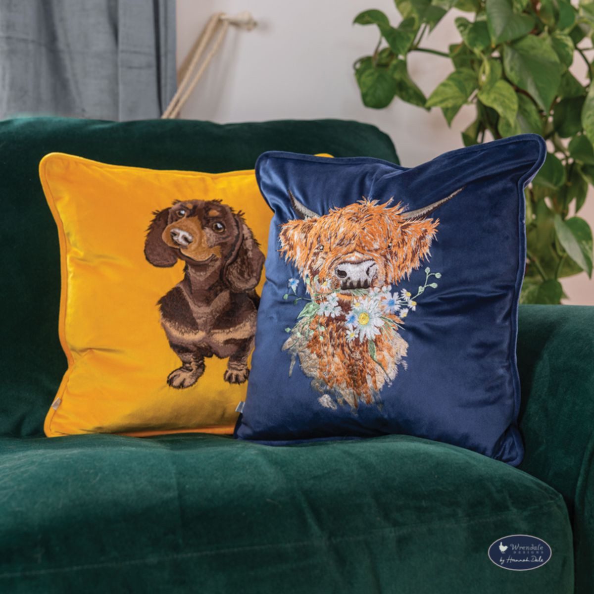 Wrendale Dekokissen Wrendale Designs besticktes Kissen Highland Rind Daisy Coo