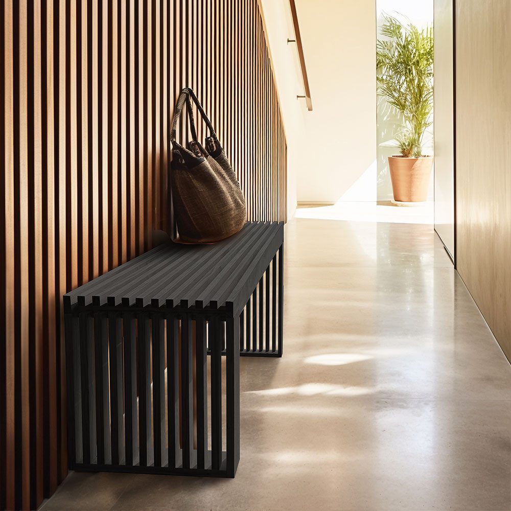HOME DELUXE Sitzbank aus Holz LORA - 110 x 40 x 42 cm, Kiefernholz, Lamellen, Flurbank, Bettbank, Garderobenbank