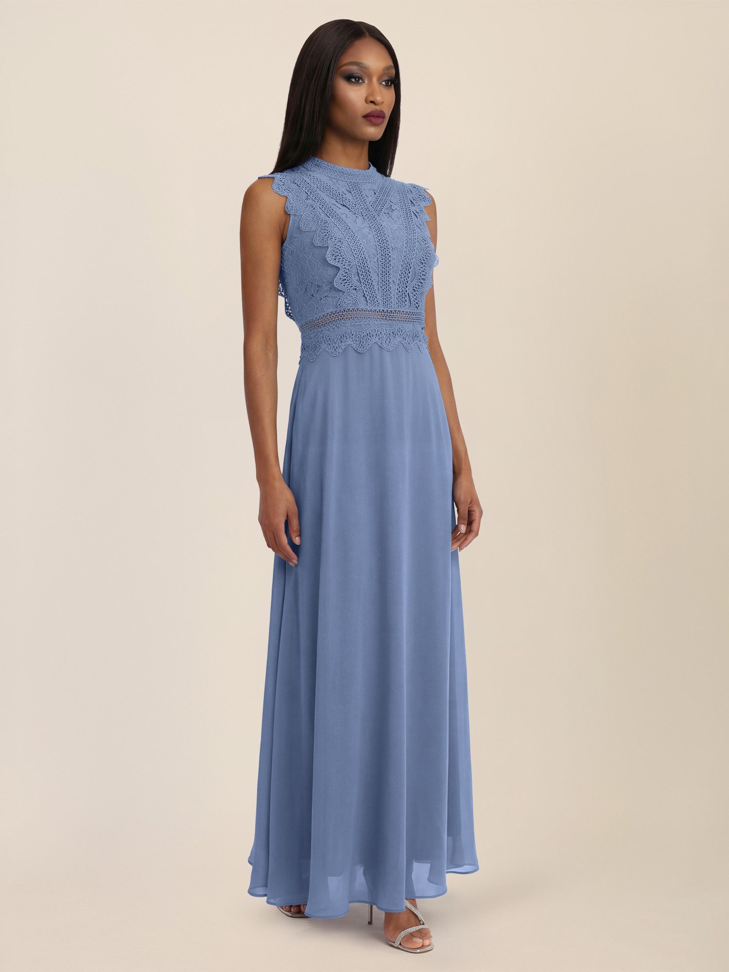 Apart Abendkleid mit Häkelspitze und Stehkragen günstig online kaufen