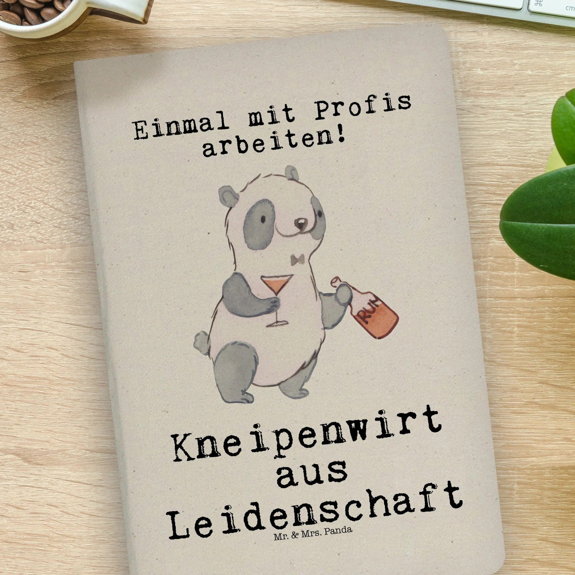 Thumbnail - Mr. & Mrs. Panda Notizbuch Kneipenwirt Leidenschaft - Transparent - Geschenk, Rum, Kollegin, DIN Mr. & Mrs. Panda, Bezau...