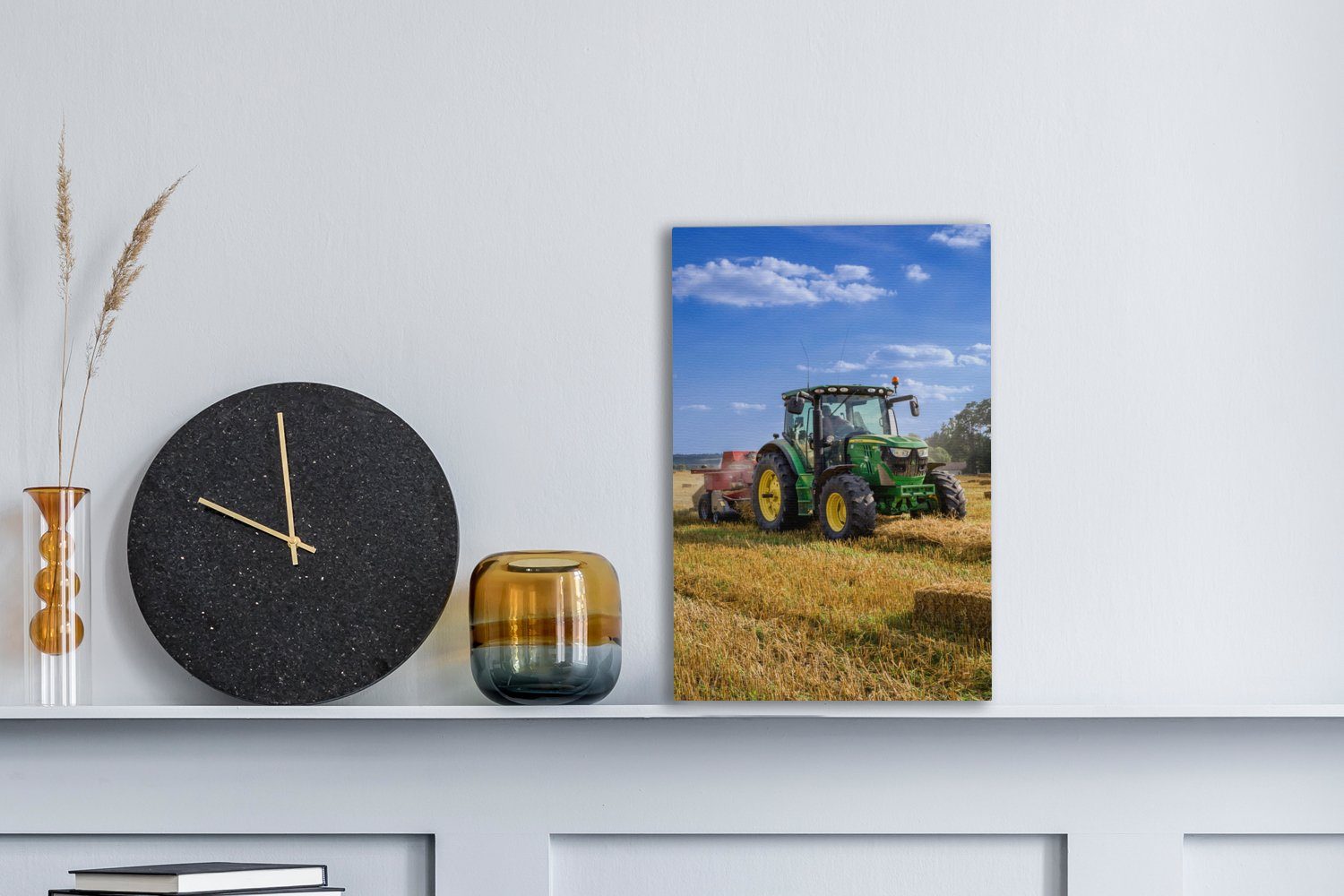OneMillionCanvasses® Leinwandbild Traktor - Bauernhof - Heu - Feld - Sonne günstig online kaufen