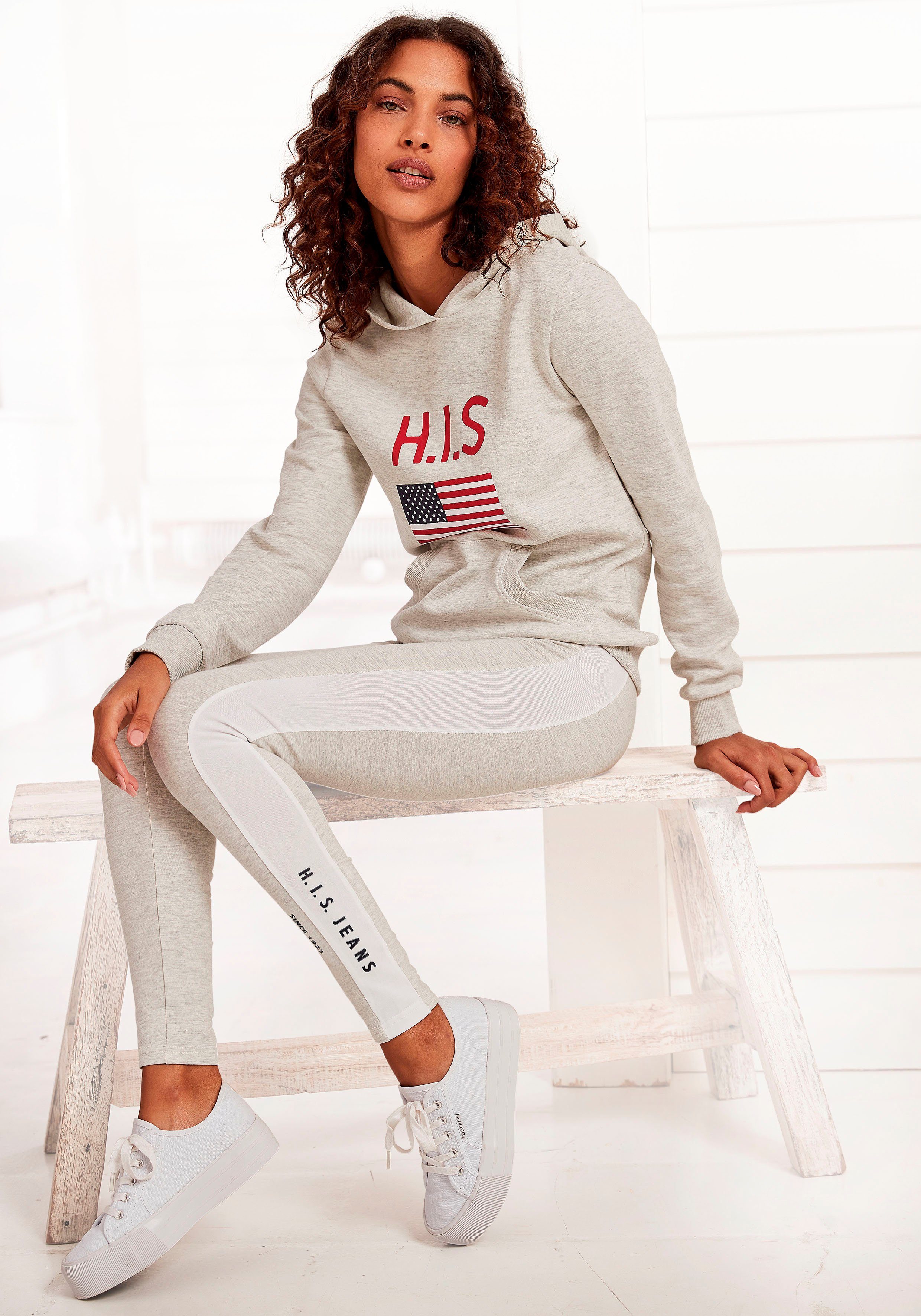 Hoodie H.I.S Logodruck Kapuzensweatshirt mit und Loungeanzug, grau-meliert Kängurutasche,