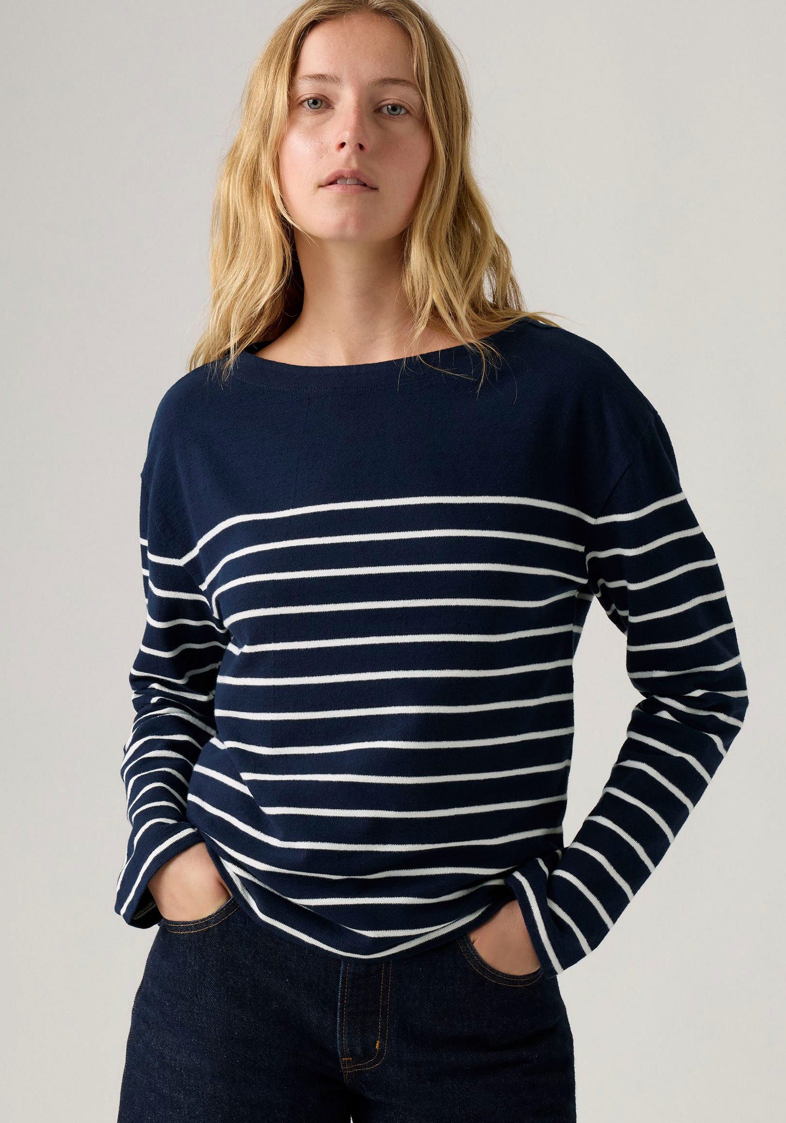 Levi's® Langarmshirt MARIN STRIPE TOP Saum mit kurzen Seitenschlitzen günstig online kaufen