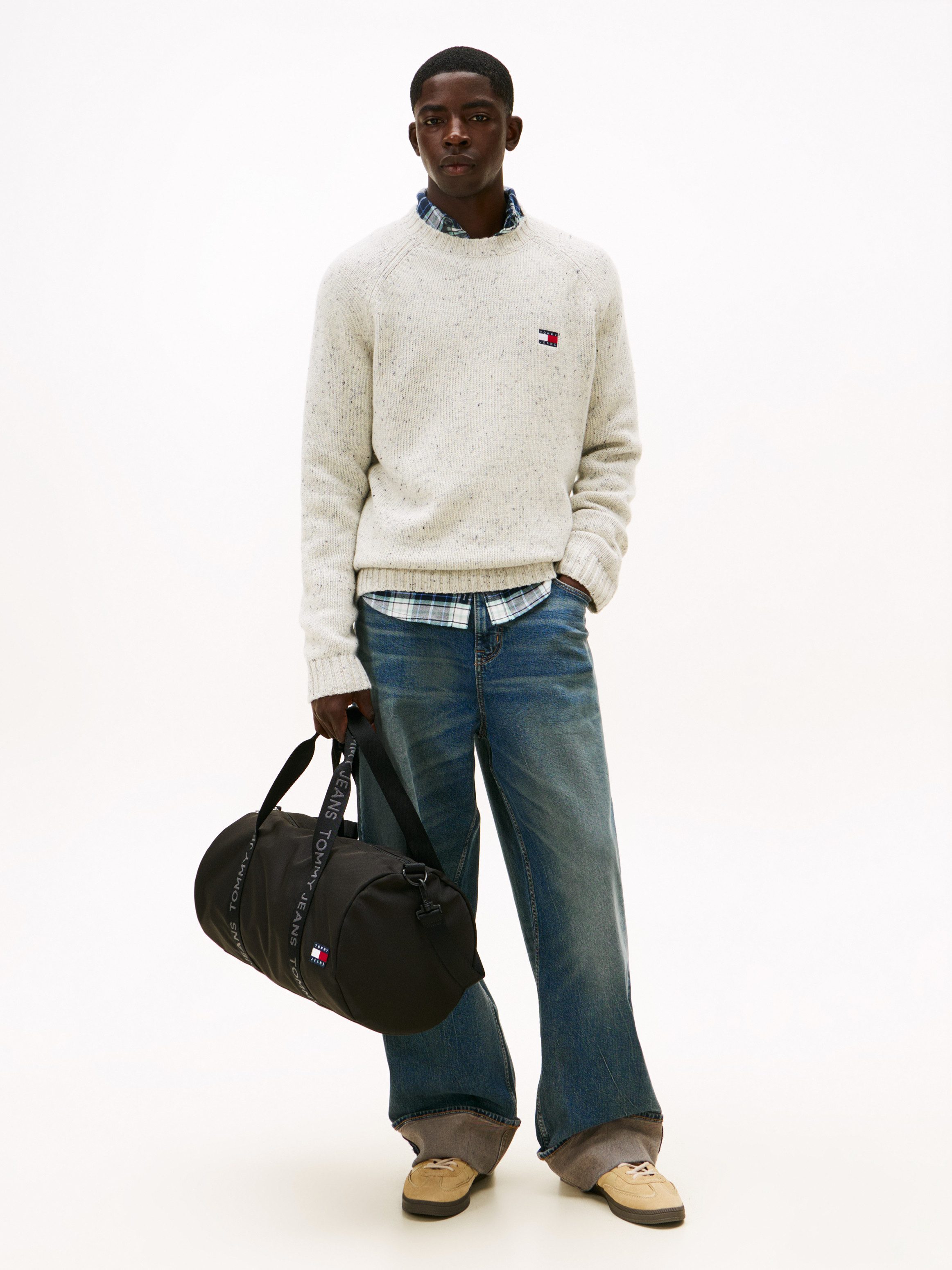 Tommy Jeans Rundhalspullover TJM REGULAR BADGE melierte Optik