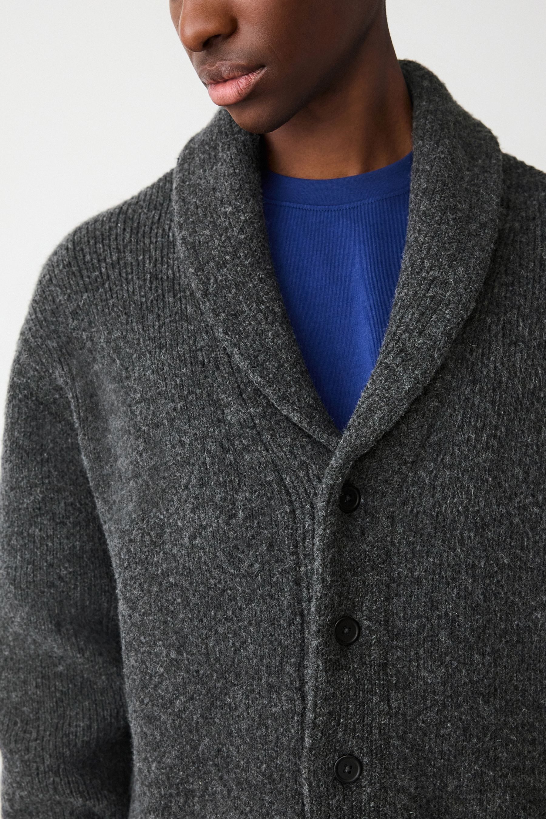 Next Strickjacke Relaxed Fit Strickjacke mit Schalkragen (1-tlg)