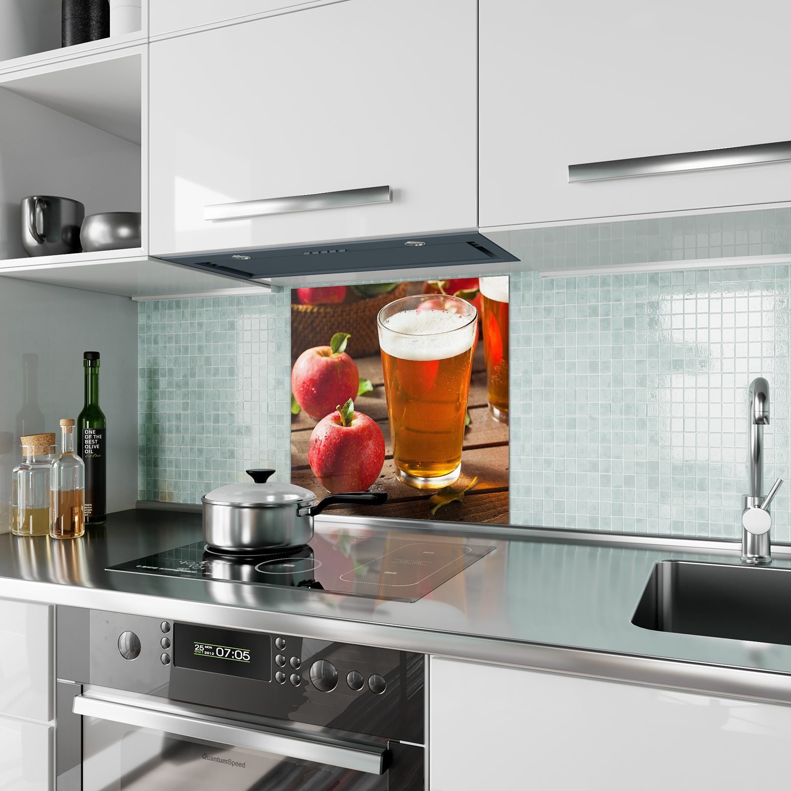 Apfelsaft mit Spritzschutz Motiv Küchenrückwand Küchenrückwand Glas im Glas Primedeco