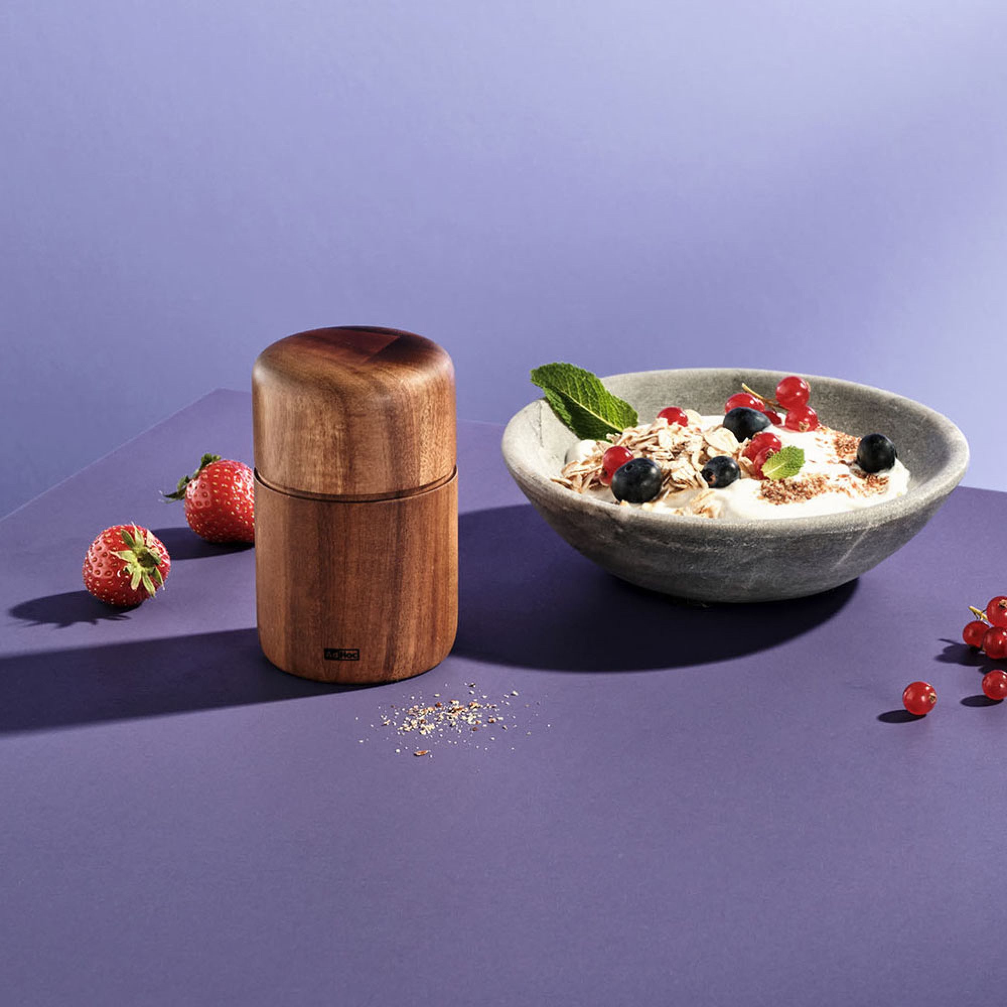 AdHoc Getreidemühle Leinsamenmühle / Sesam Mühle Seedo manuell, (1 Stück), mit PolyCut Präzisions-Mahlwerk, hochwertiges Gehäuse aus Akazienholz