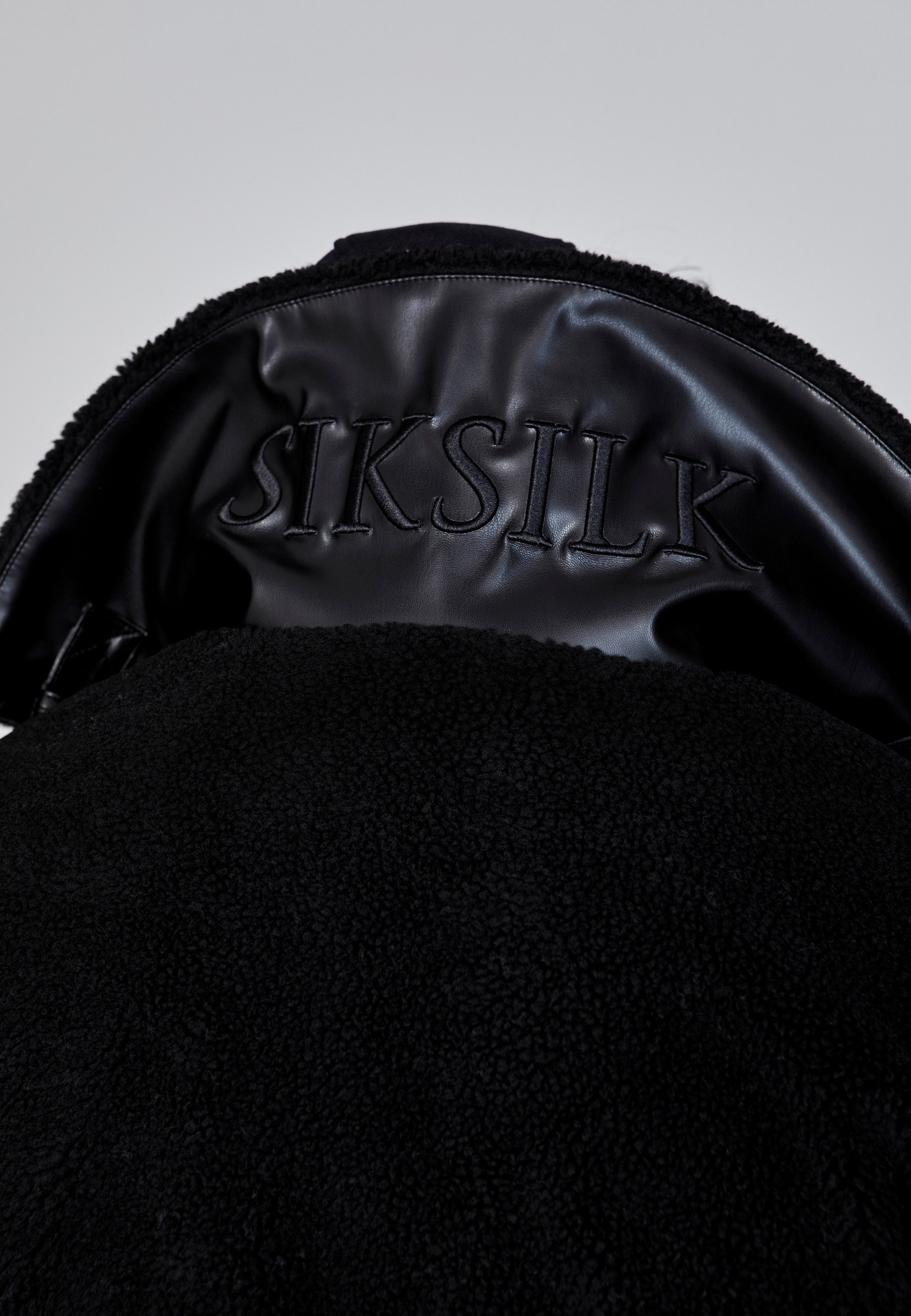 Siksilk Bomberjacke SikSilk Herren Schwarze Sherpa Bomberjacke