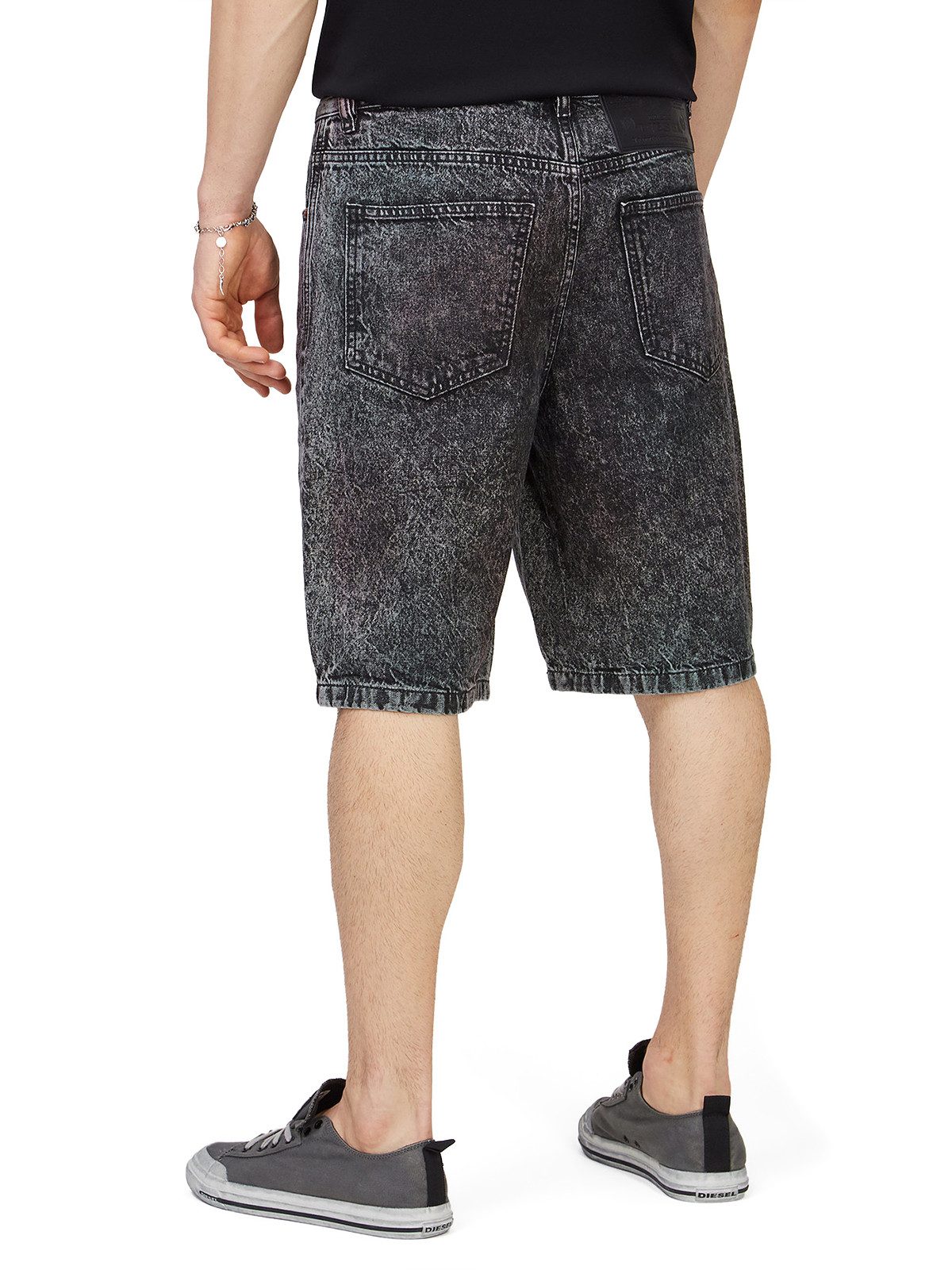 Diesel Jeansshorts Relax Fit - Bunt Besprüht - D-MAXS-SP 0HBAQ