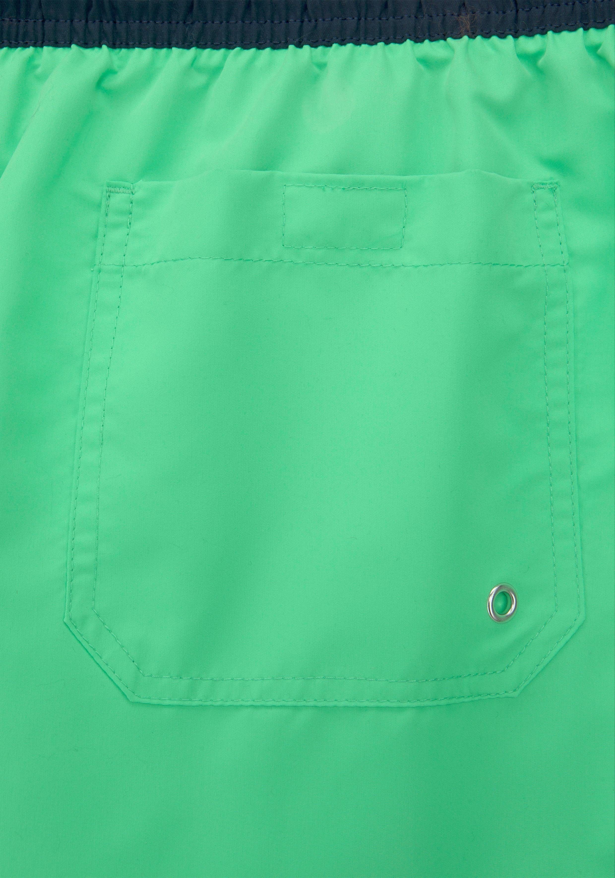 KangaROOS Badeshorts Adams mit großem Logoschriftzug