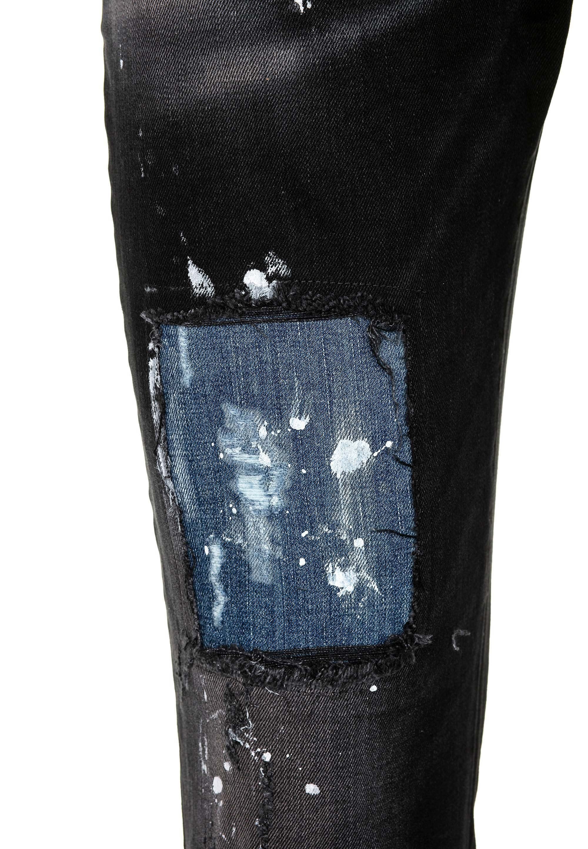 Baxx & Bequeme Destroyed-Effekten Cipo mit Jeans