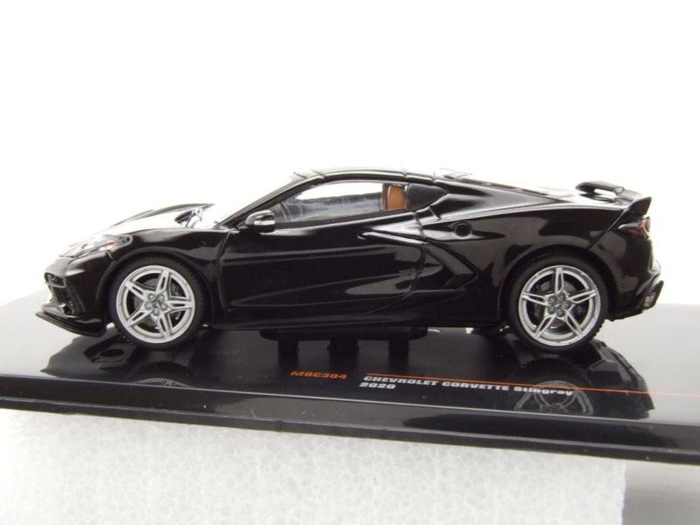 ixo Models Modellauto Chevrolet Corvette C8 2020 schwarz, Maßstab 1:43