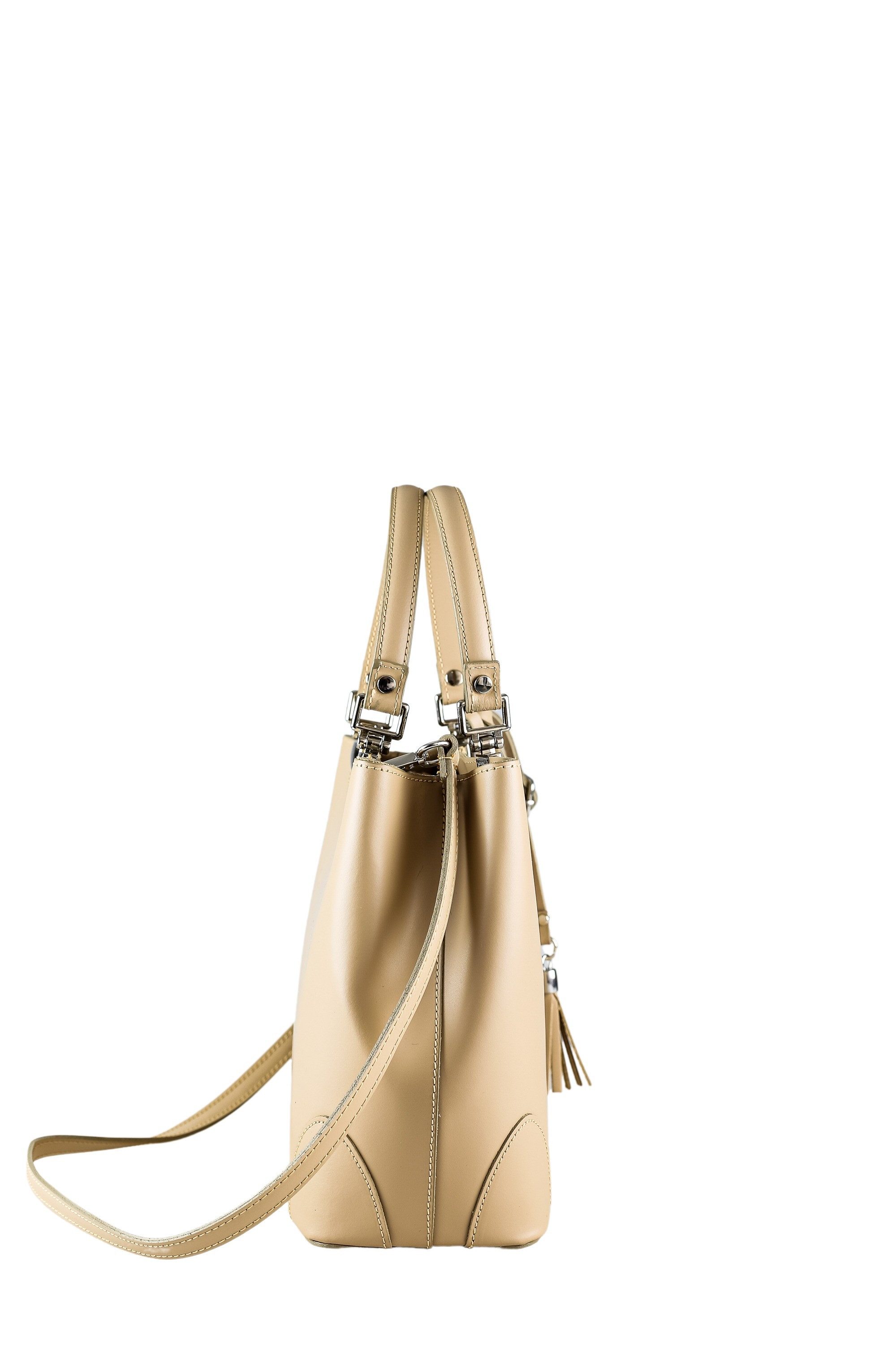 COLLEZIONE ALESSANDRO Schultertasche Mademoiselle, hochwertiges Rindsleder mit Quaste und Anhänger