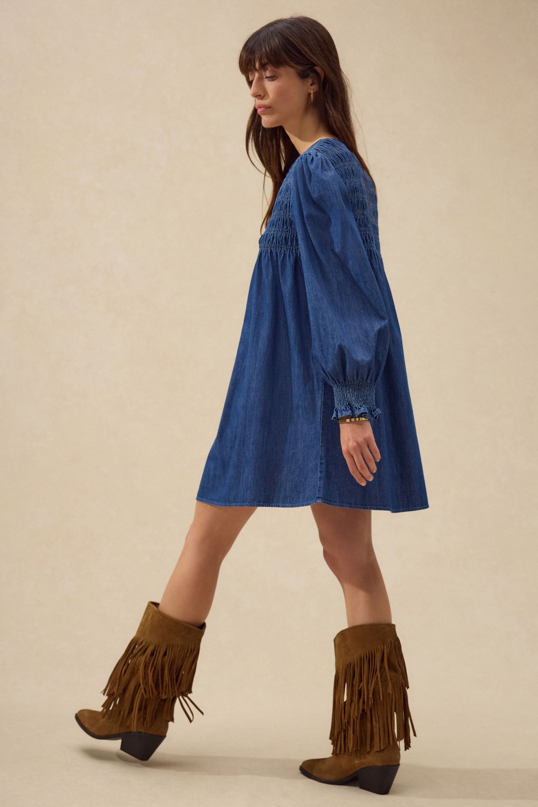 Next Jeanskleid Leichtes gesmocktes Denim-Minikleid aus günstig online kaufen