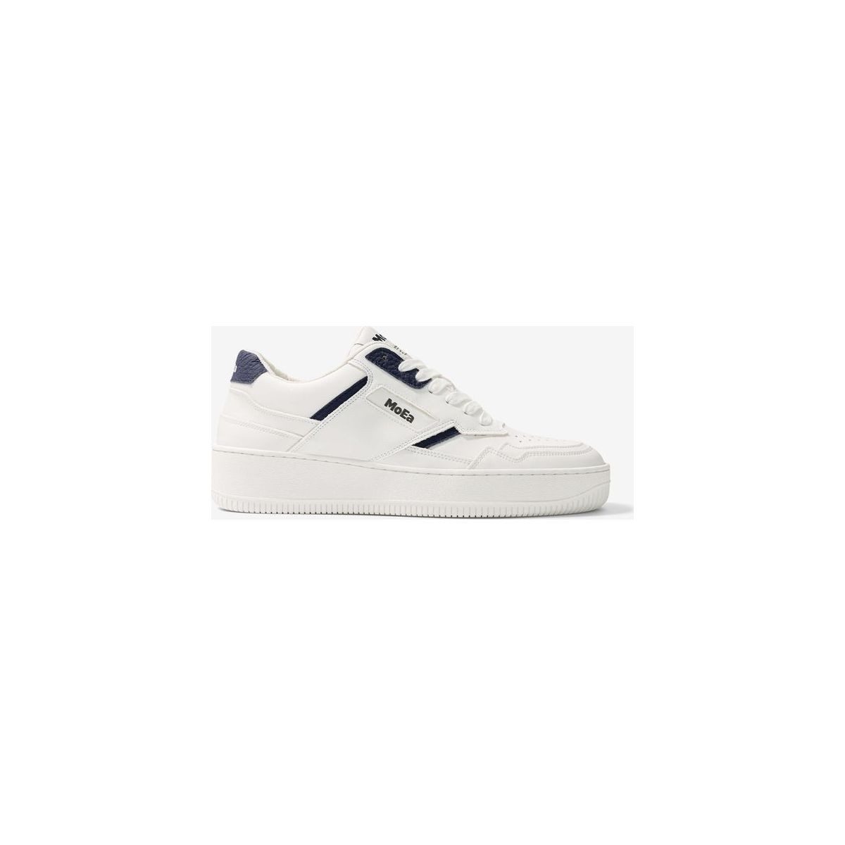 Moea GEN1 - Mushroom White & Navy Outdoorschuh Nachhaltige, vegane Sneaker aus MushroomSkin™ für vielseitige