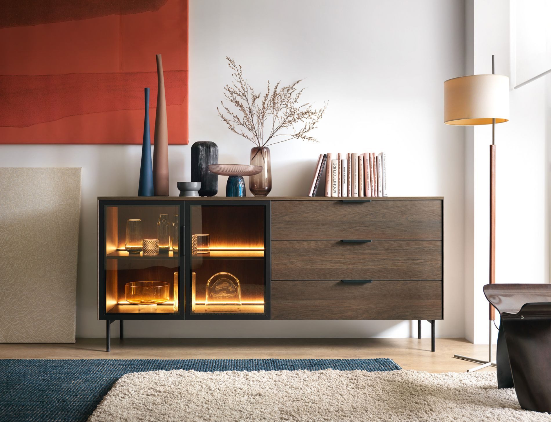 Selsey Sideboard LUMI, Sideboard in Eiche Dunin mit LED – 4-türig oder mit Schubladen