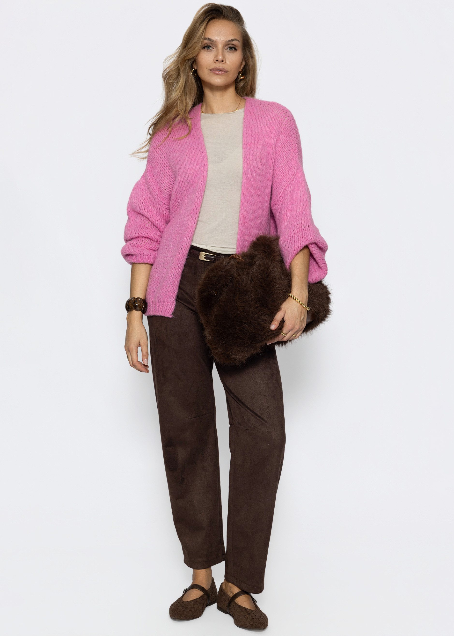 SASSYCLASSY Cardigan Oversize Cardigan aus Strick Damen Strickcardigan im oversized Fit mit Rippbündchen – Bild 4 von 5