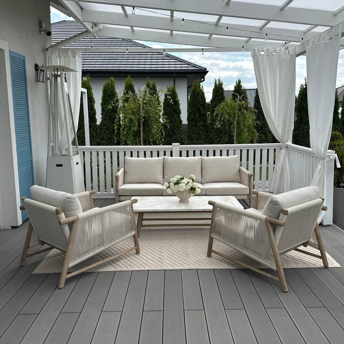furrore Gartenlounge-Set "Legend Cafe" Eukalyptusholz 5-Sitzer, handgeflochtene Rope Lehnen, (4-tlg), mit Tisch, Boho, Skandinavisches Design, Gartenmöbel-Set