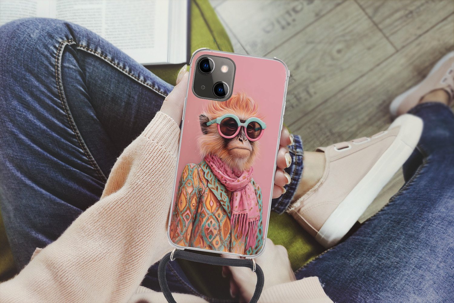 MuchoWow Handyhülle für Apple iPhone 13 Halstuch - Affe - Sonnenbrille - Jacke, Tragbare Handyhüllen mit Kette zum umhängen, Handykette Handyband