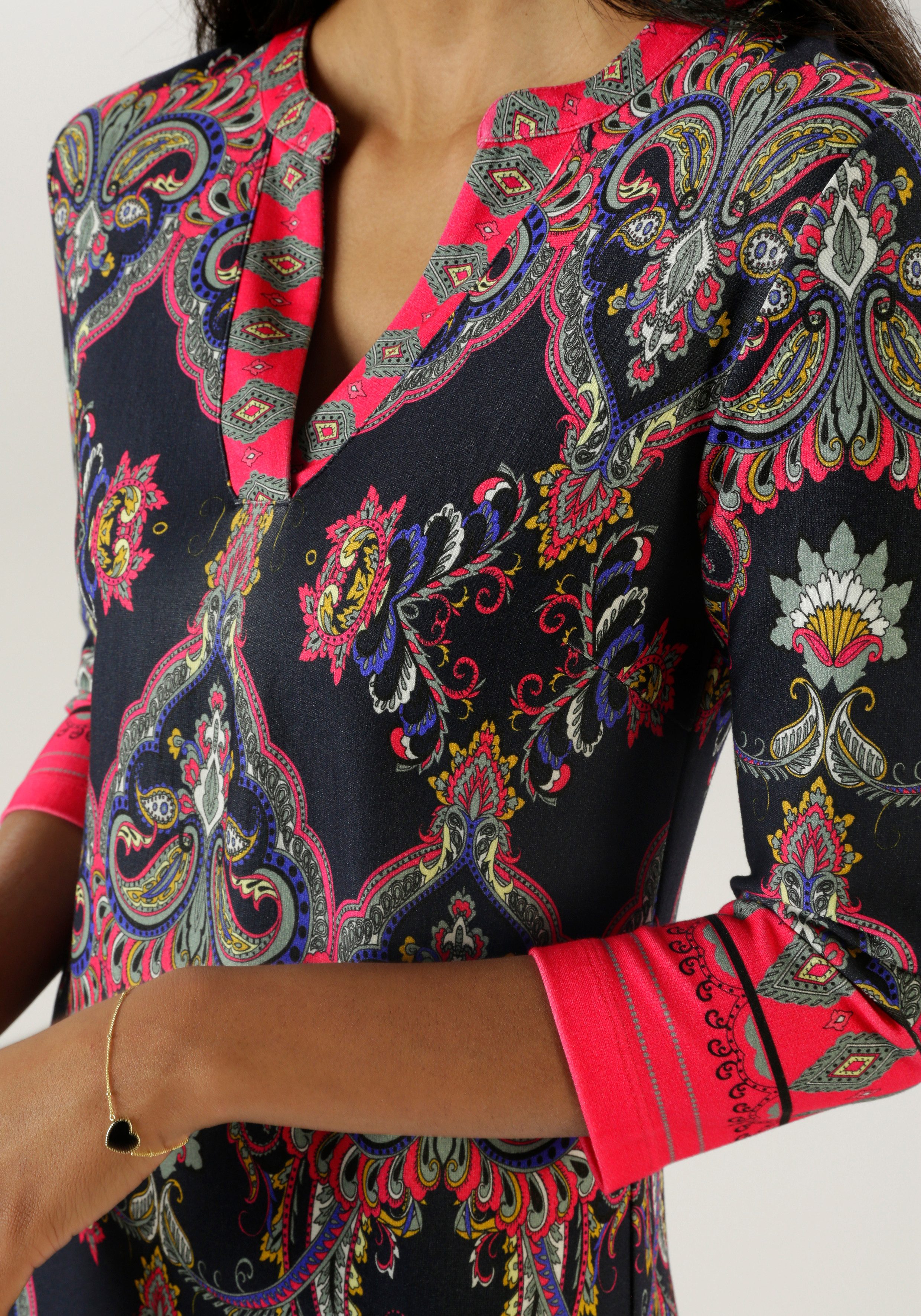 Aniston SELECTED Jerseykleid mit Ornamenten- und Rankendruck Allover