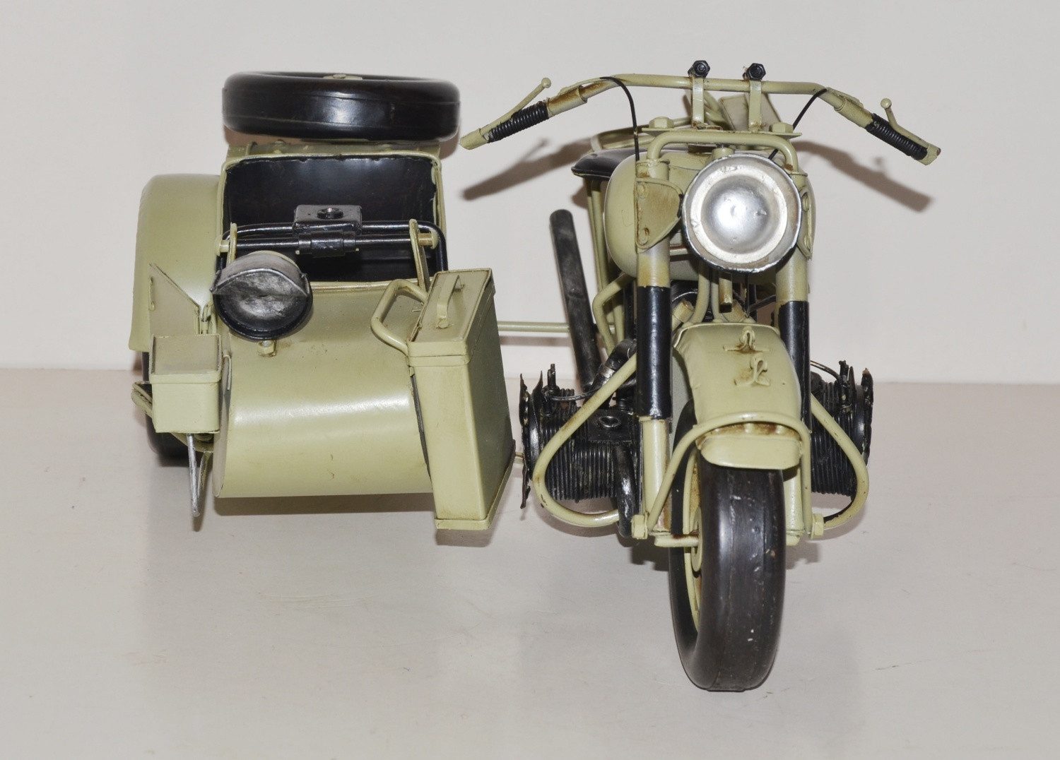 JS GartenDeko Modellmotorrad Blechmotorrad Oldtimer Marke BMW Militär Motorrad 1944 L 39 cm