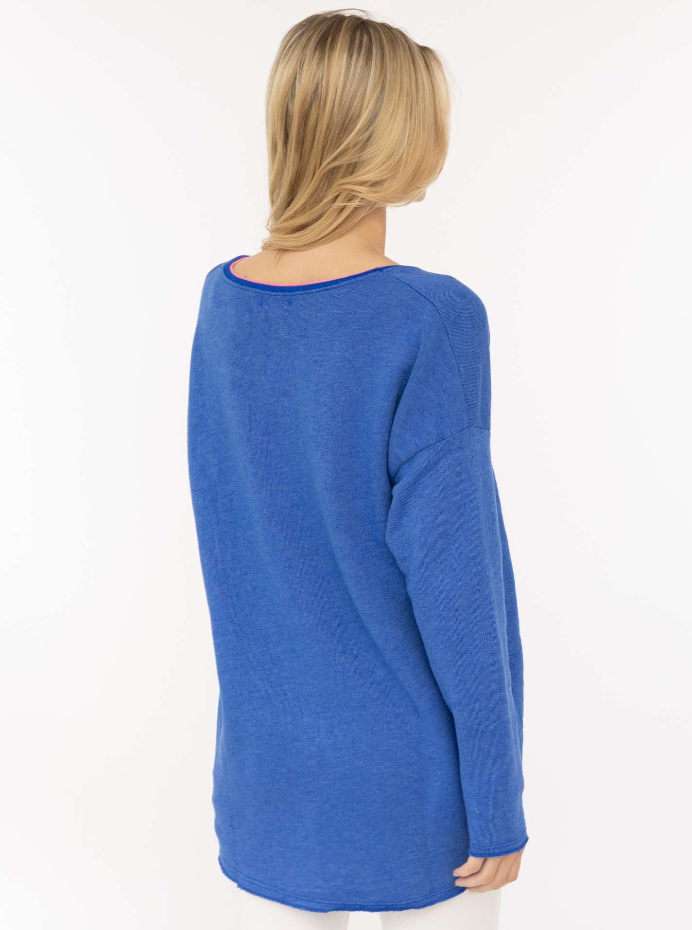 Zwillingsherz Sweatshirt „Positive Mind Neon Kante” mit Kontrastnaht, V-Neck, washed out Optik, langarm