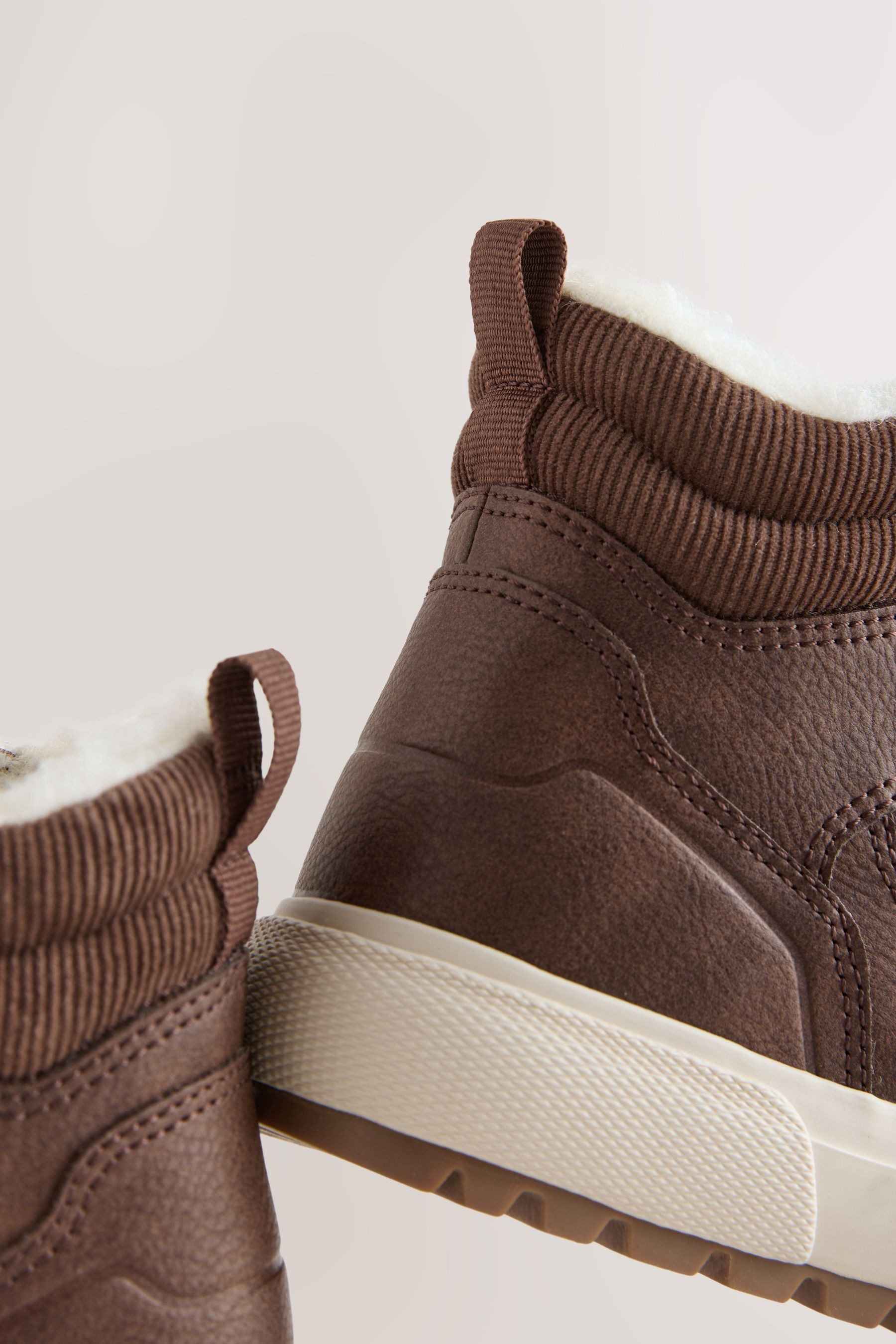 Next Warm gefütterte Hi-Top-Stiefel - weite Passform Stiefel (1-tlg)