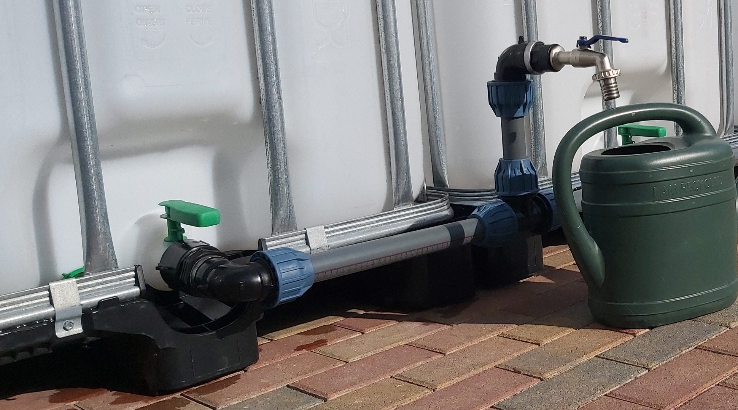 Regenwassertank IBC Verbindung 1" Wasserhahn Schwanenhals Wassertanks 1000L Container
